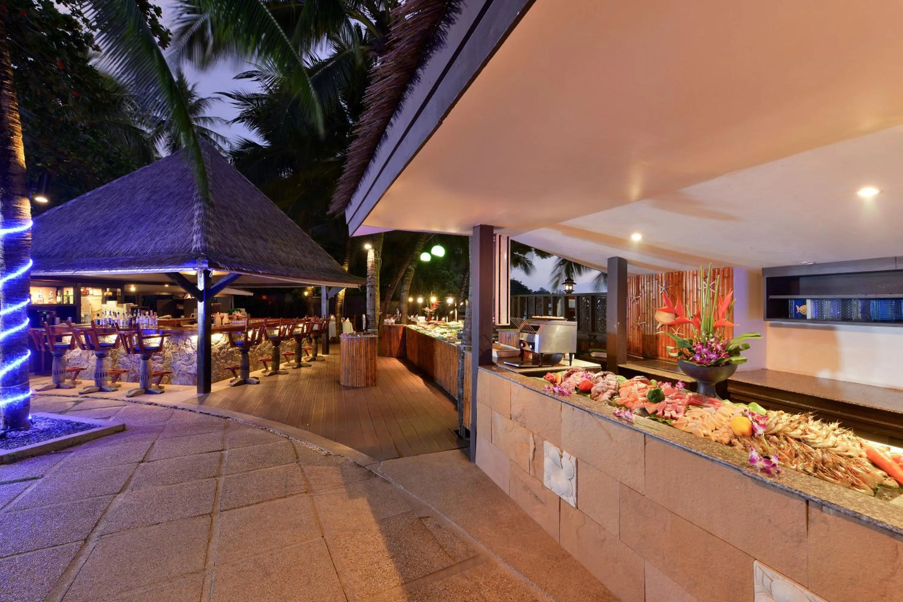Restaurant/places to eat in Andaman White Beach Resort - SHA Plus
