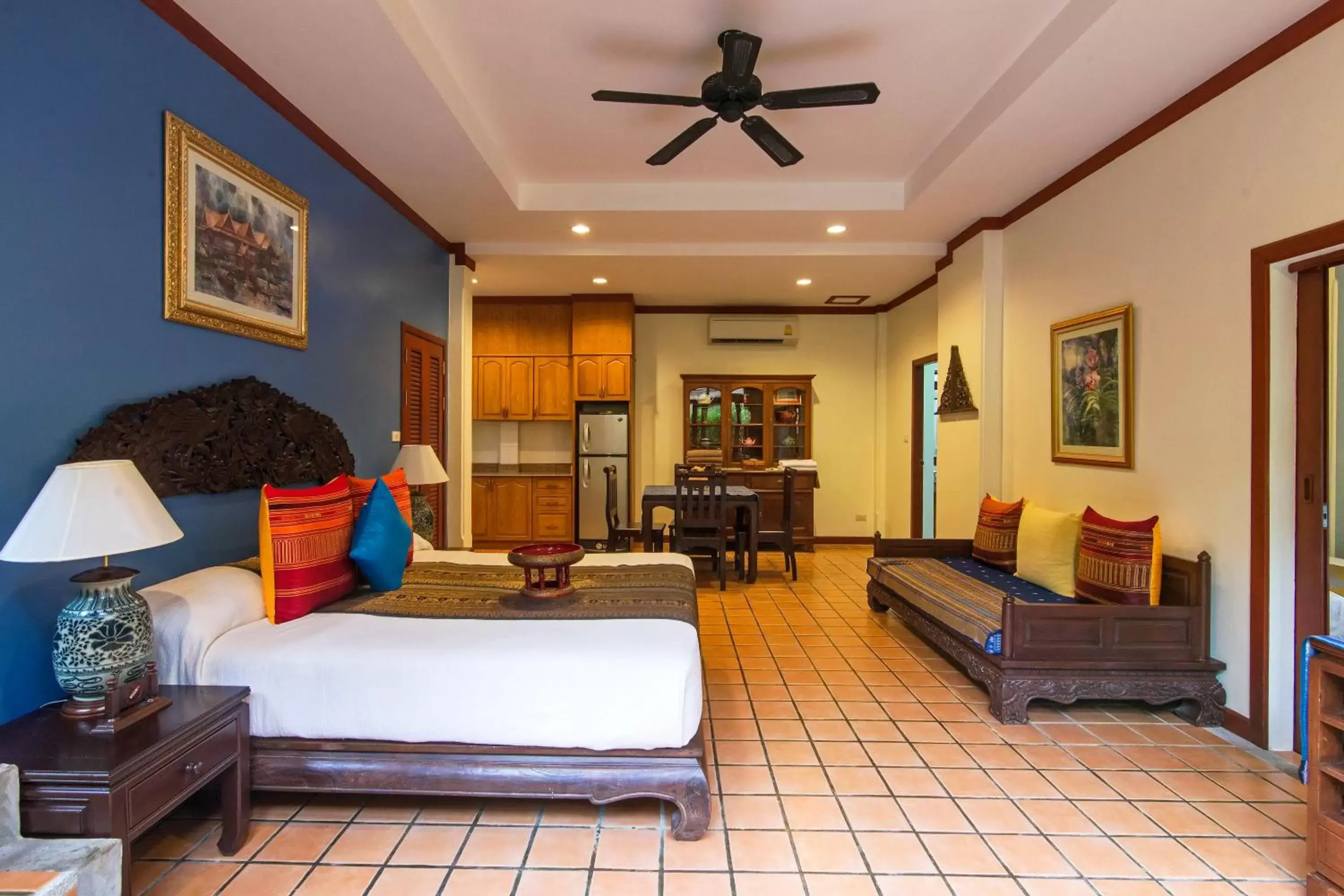 Gold Antique Extra-Bedroom-Downstairs with Forest View in Rabbit Resort Pattaya Gold Antique Extra-Bedroom-Downstairs with Forest View in Rabbit Resort Pattaya