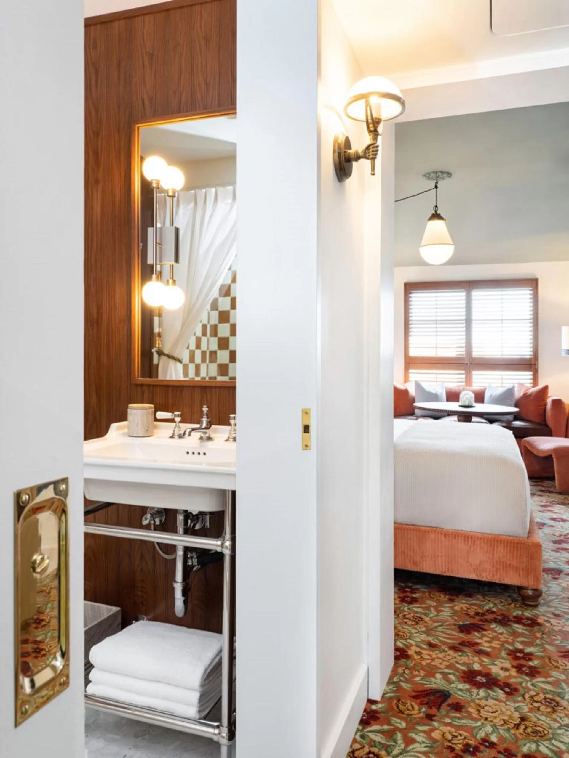 Bathroom, Bed in Palihouse West Hollywood at Beverly Hills