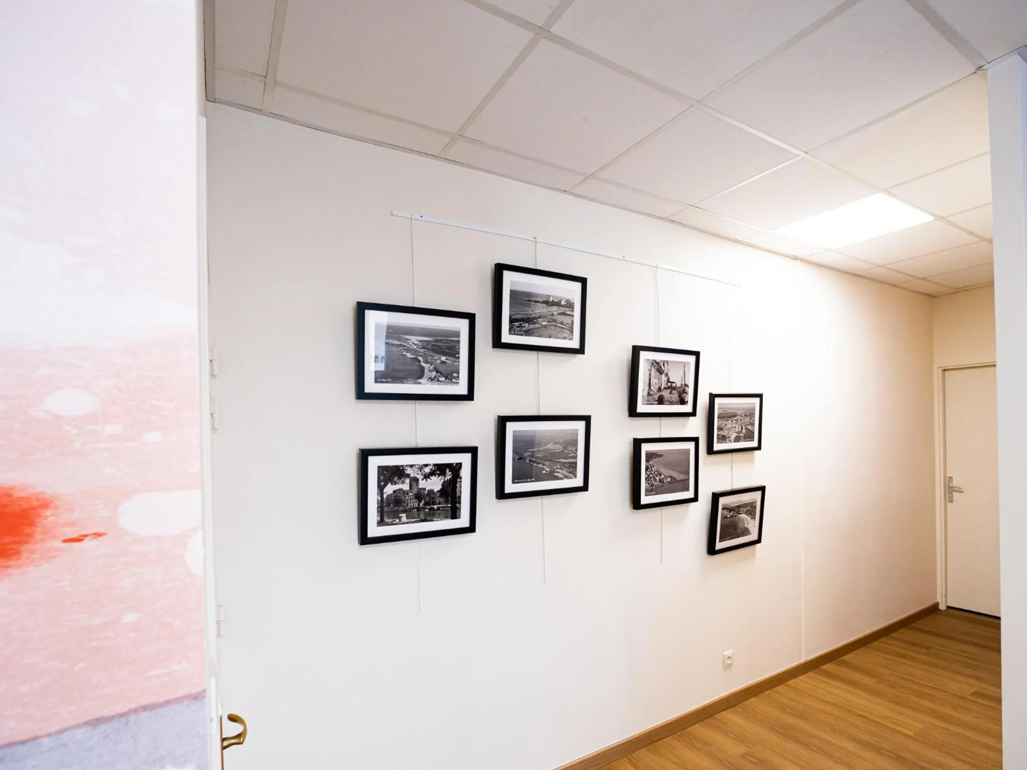 Decorative detail in Hotel Grand Cap Rooftop Pool