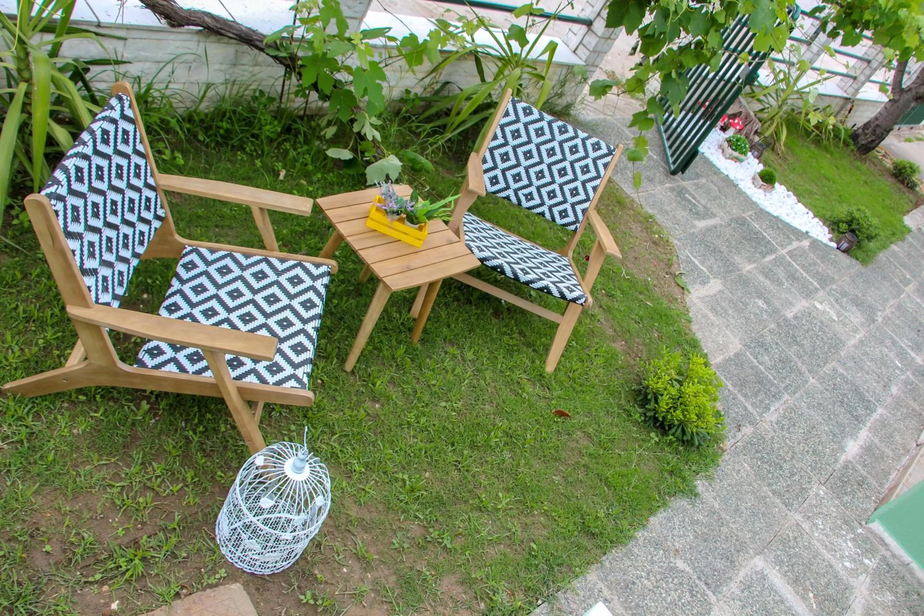 Garden in Lamprini's Deluxe Studios