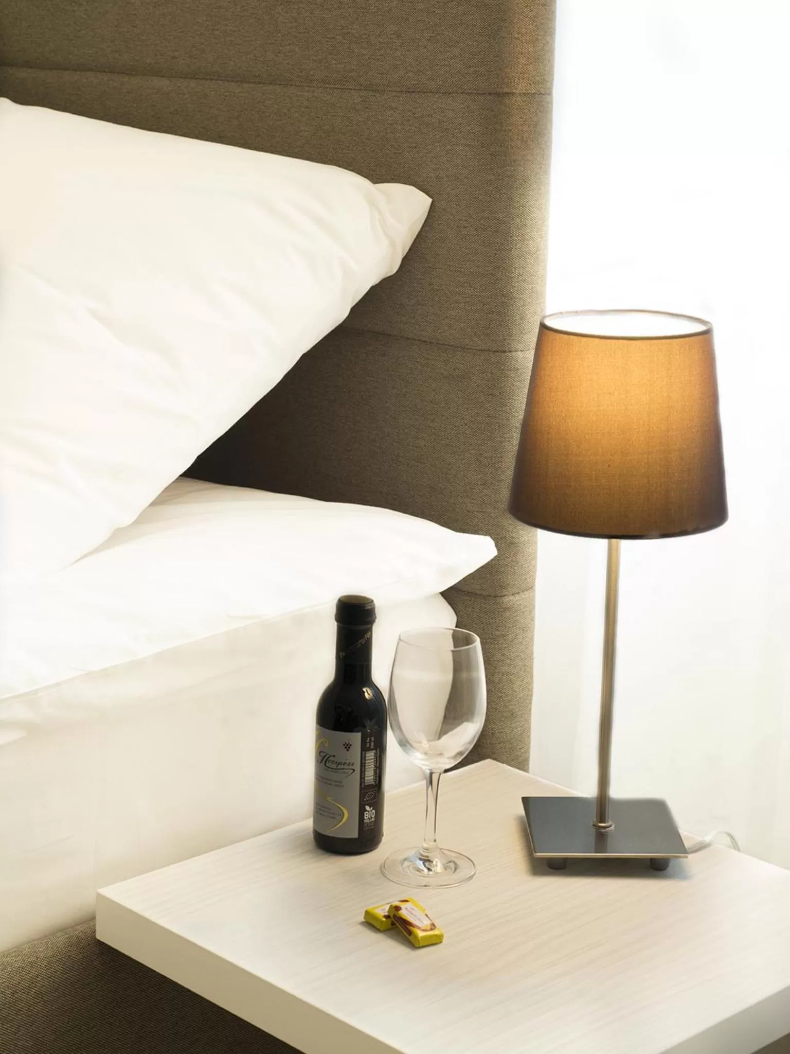 Decorative detail, Bed in Centar Forever