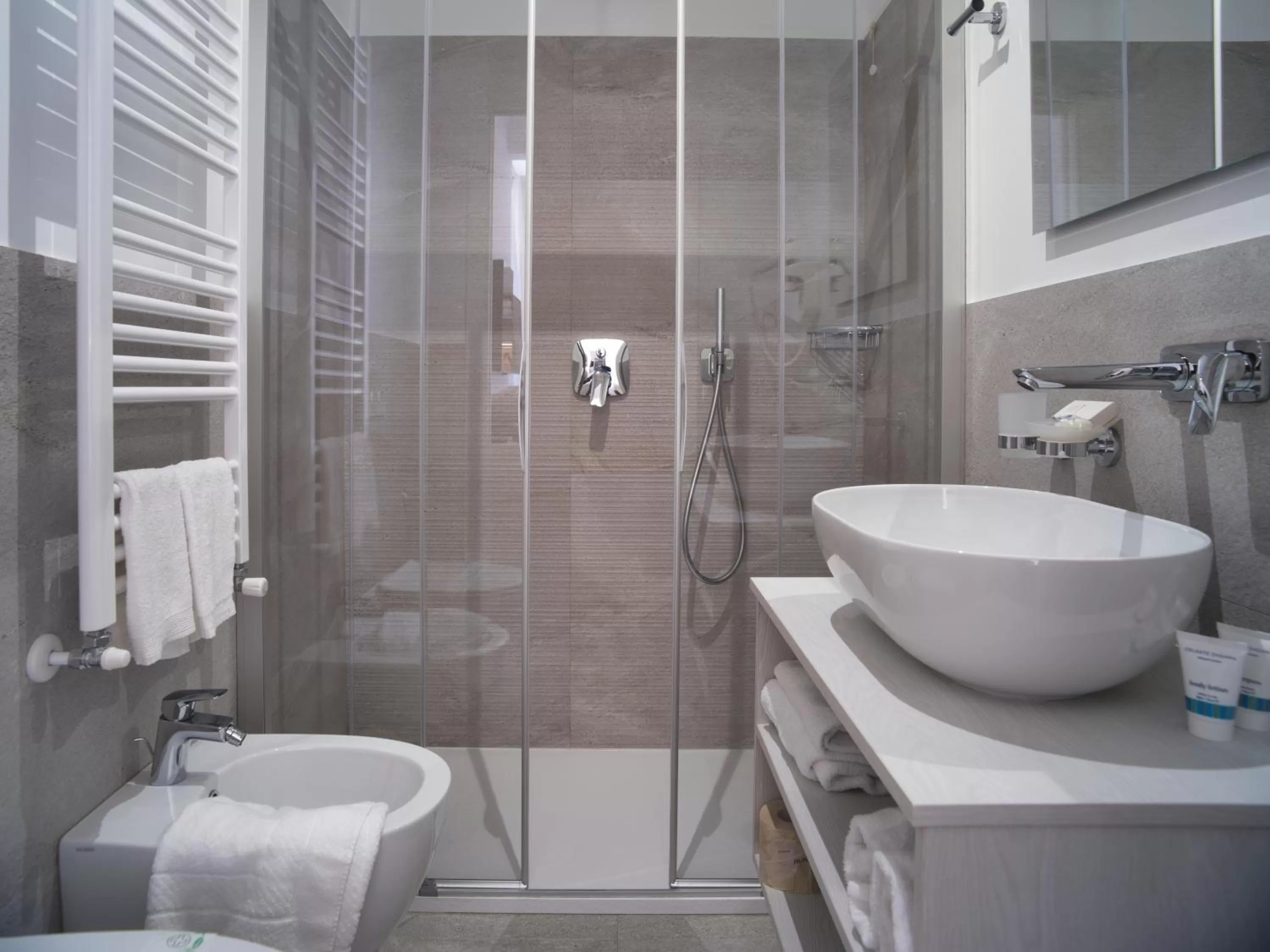 Bathroom in Hotel Medusa