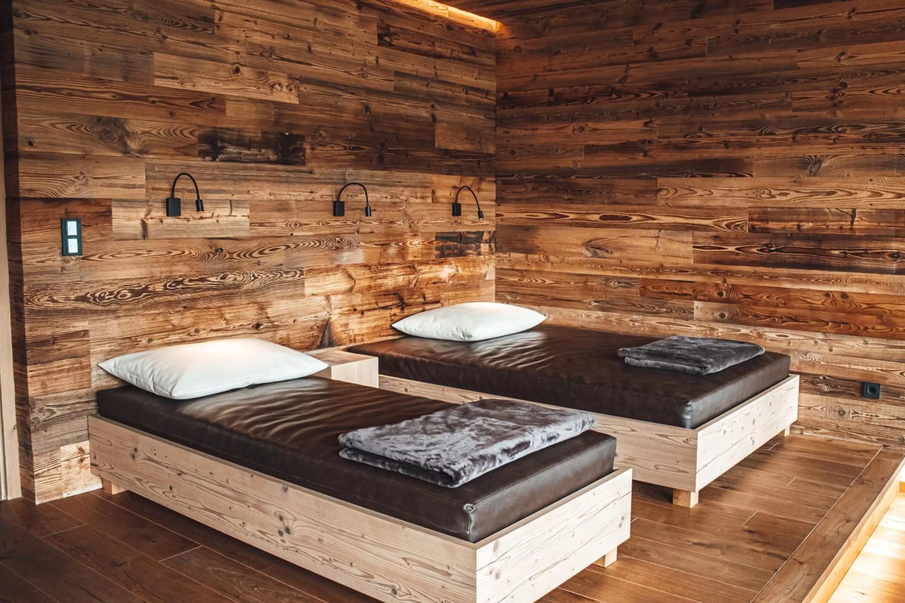 Sauna, Bed in Farm Hotel Chalet Grosslehen