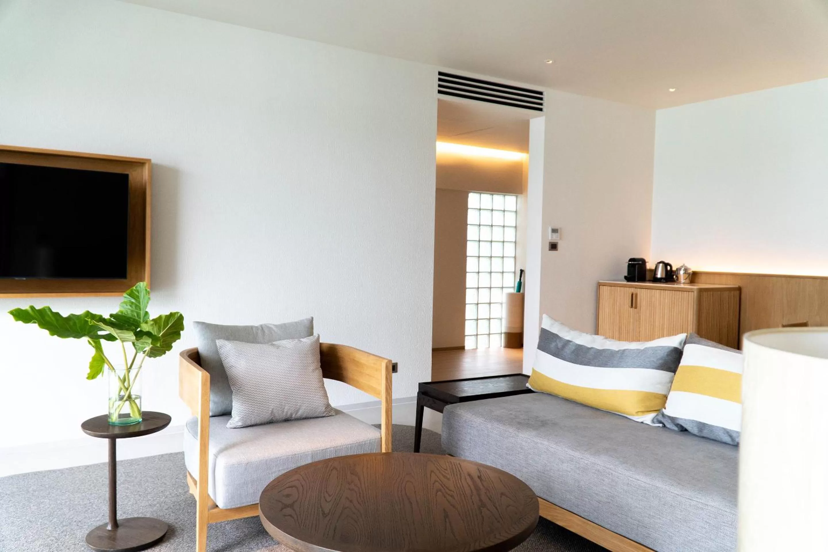 Seating area, Bed in SYLVAN Koh Chang