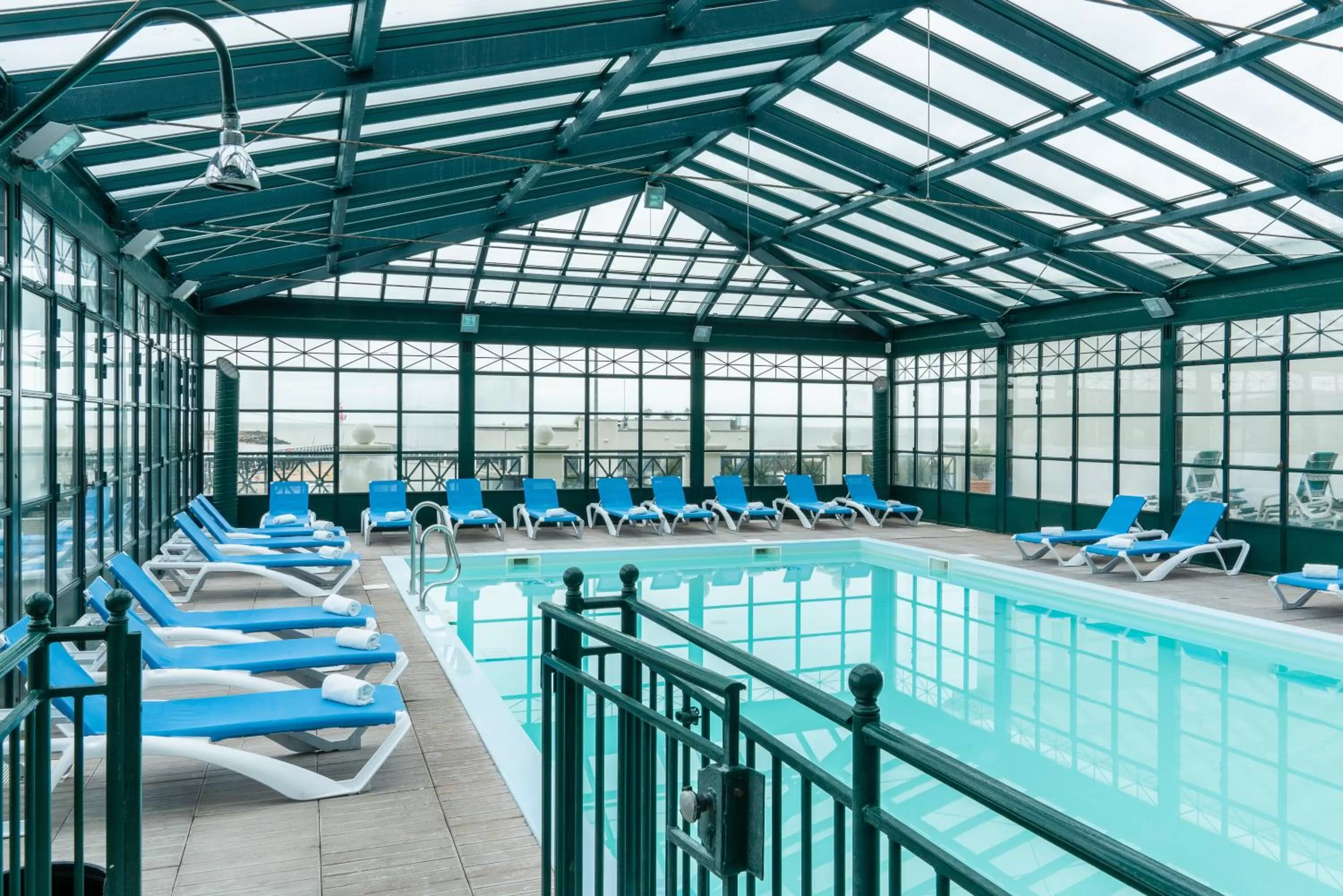 Swimming pool in SOWELL HOTELS Le Beach