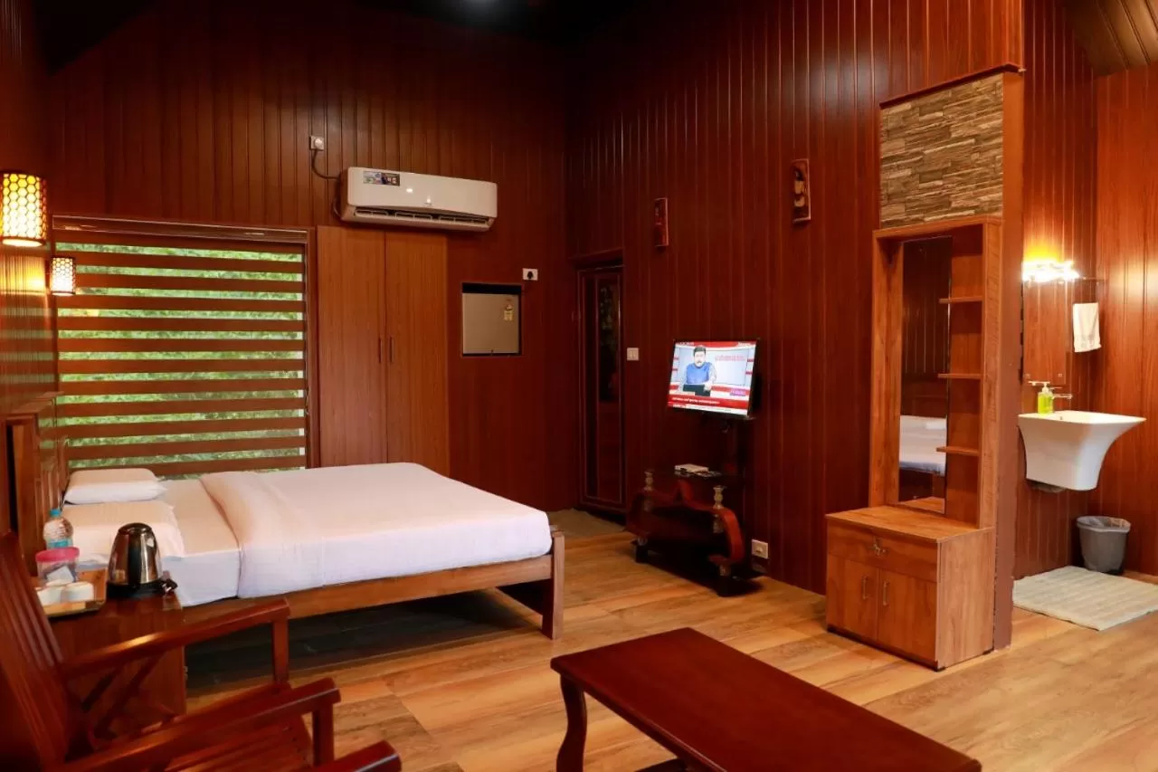 Photo of the whole room in Woodrose Resort