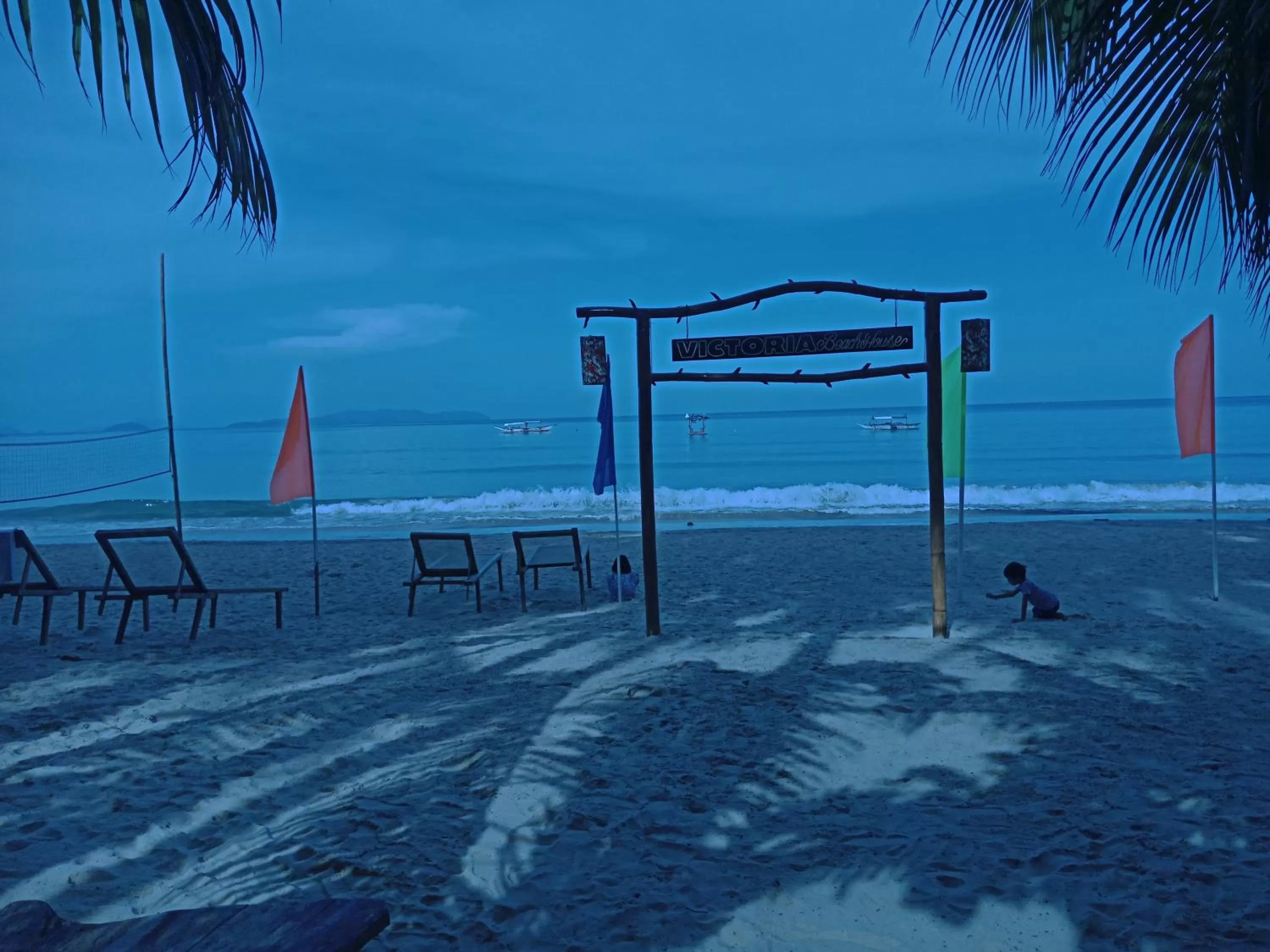 Restaurant/places to eat in Victoria Beach House