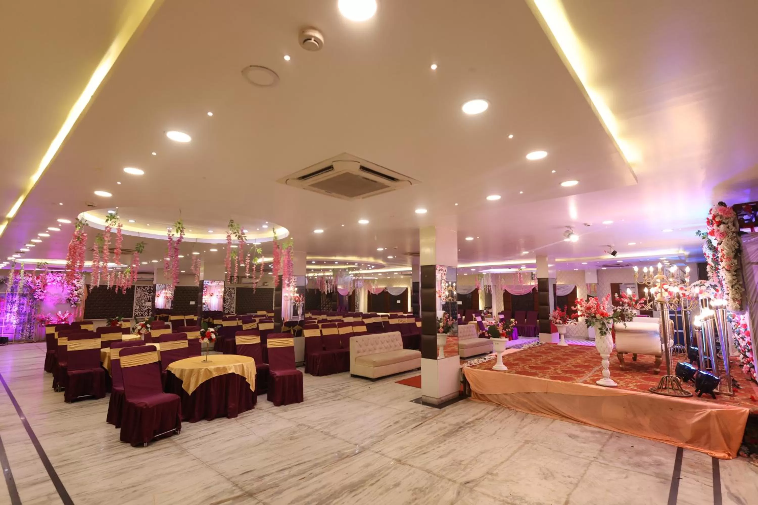 wedding in Hotel The Leaf - Gomti Nagar Lucknow