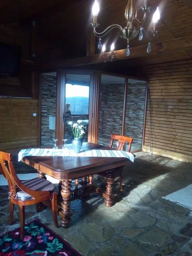 Day in Pensiunea Taverna Bucium