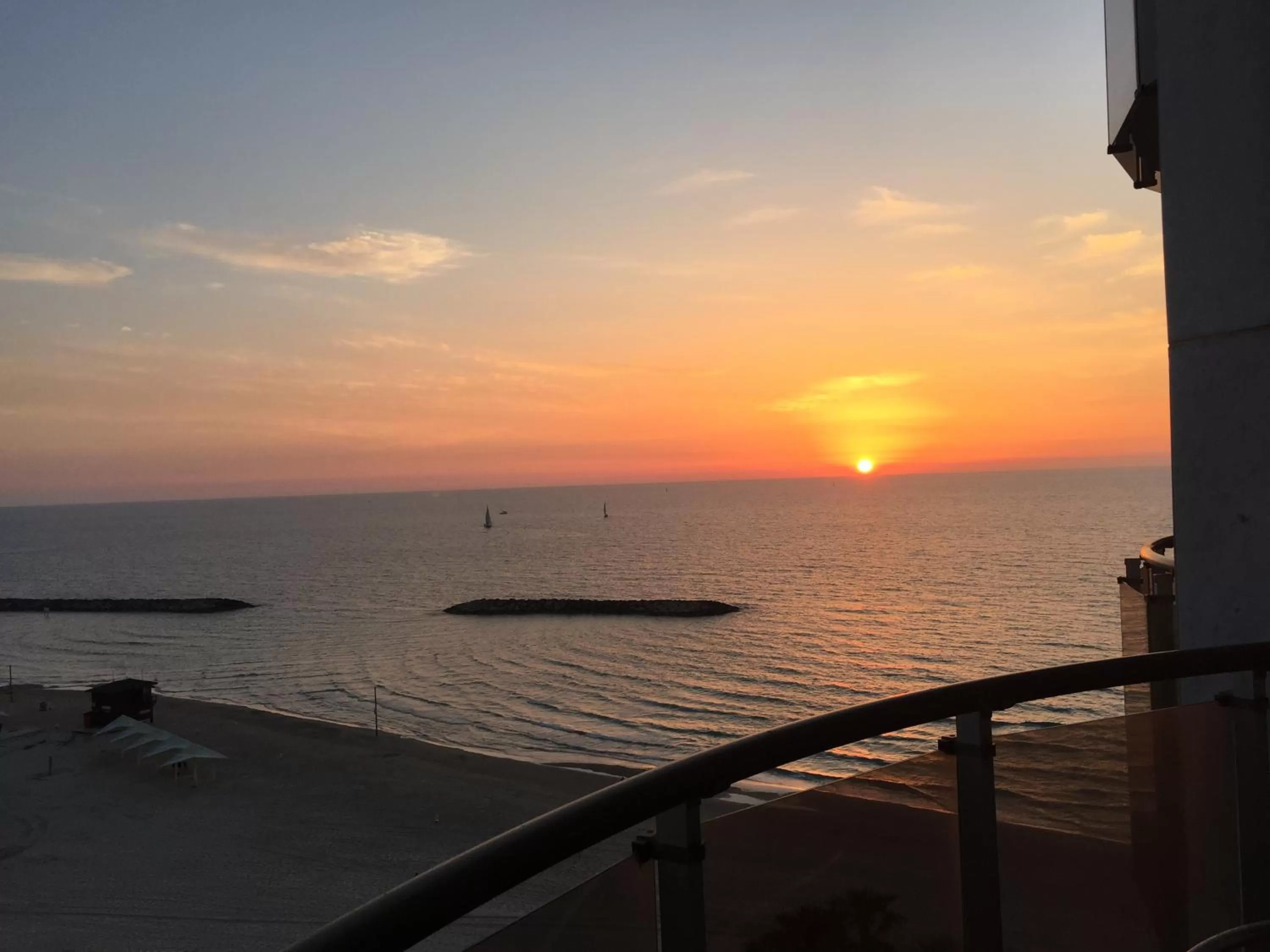 Balcony/Terrace, Sunrise/Sunset in Raphael Apartments