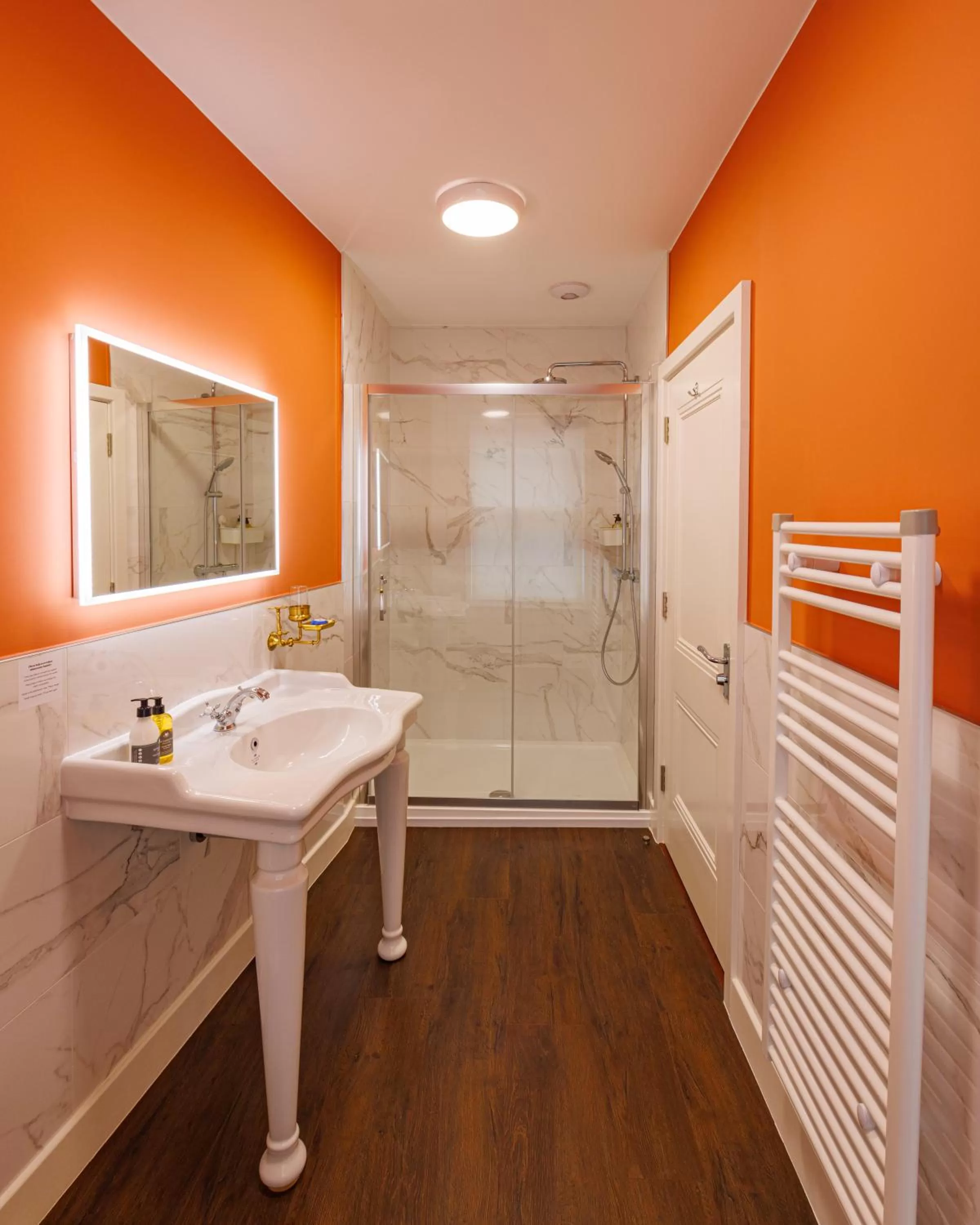 Shower in The Fanny Talbot