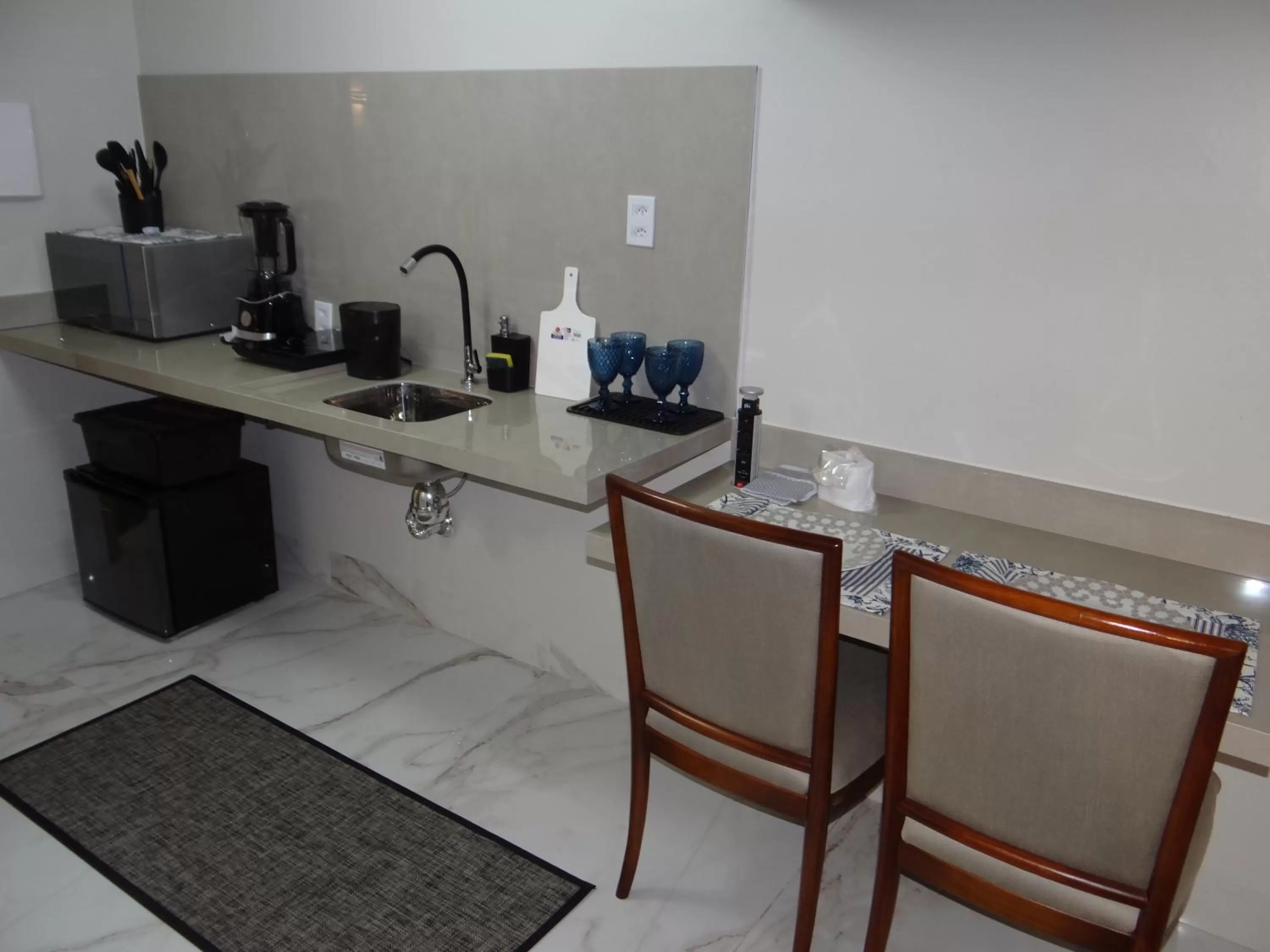 Kitchen/Kitchenette in ZANI APART HOTEL 520i