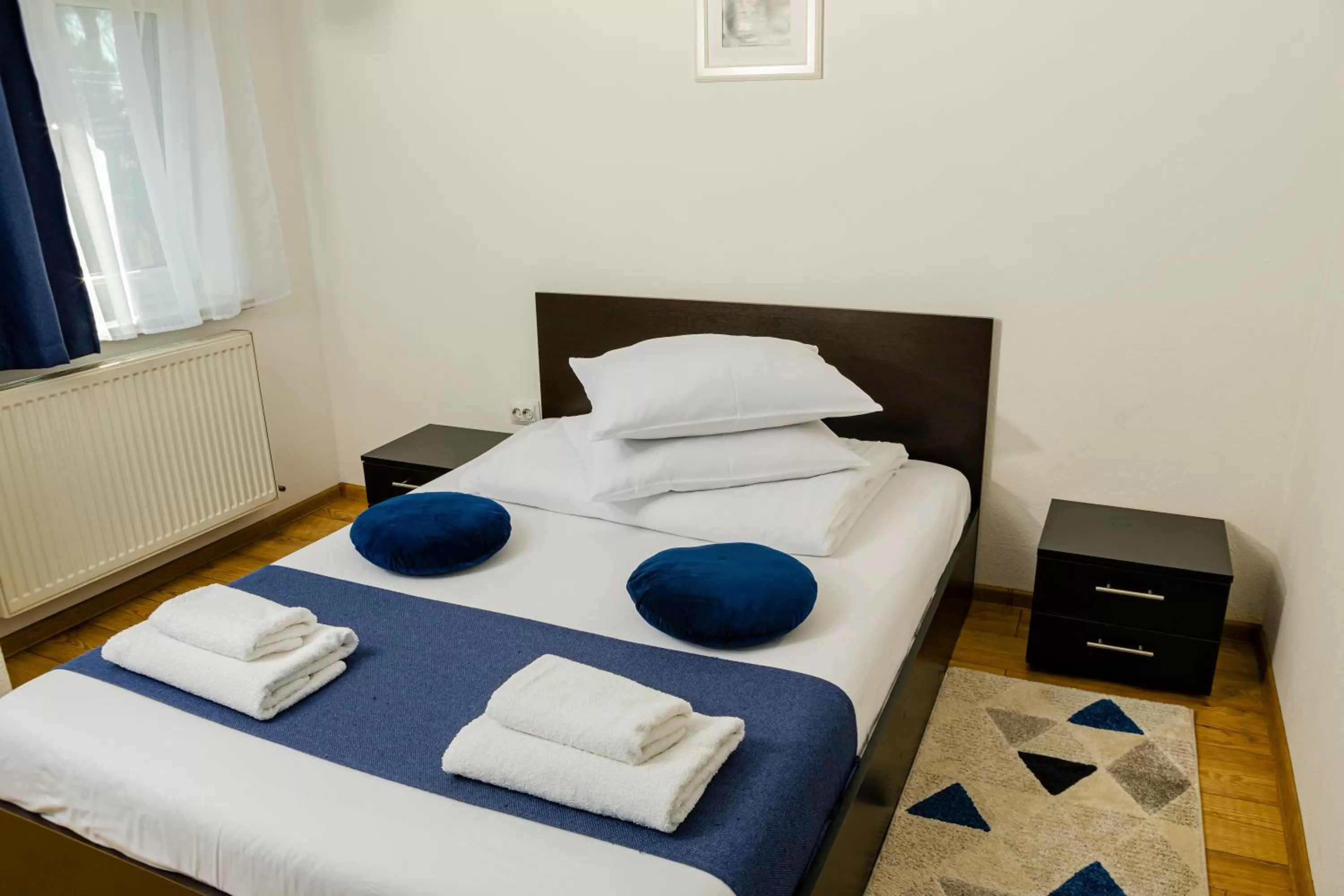 Bedroom, Bed in Pensiunea Pictorilor