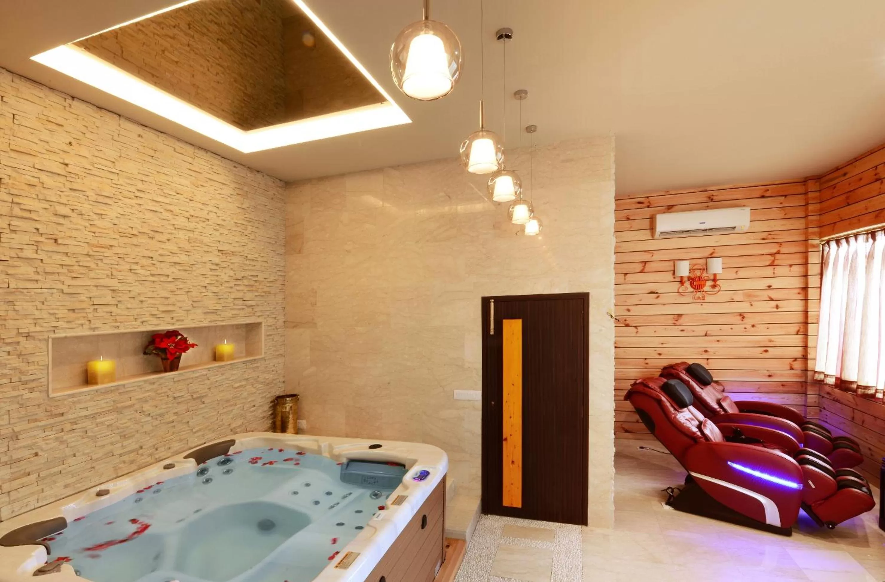 Spa and wellness centre/facilities in Honeymoon Inn Shimla