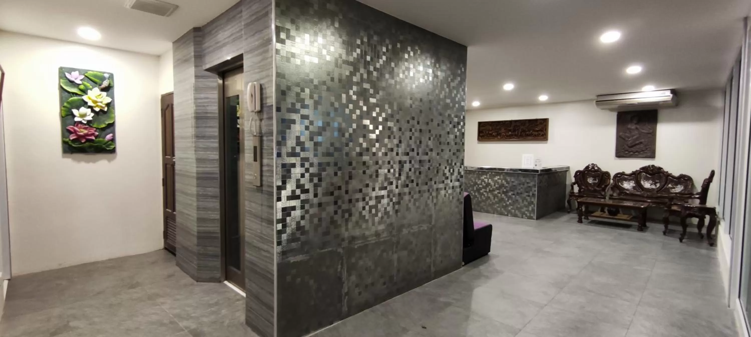 Lobby or reception in Sea-Sun Bungalow & Resort