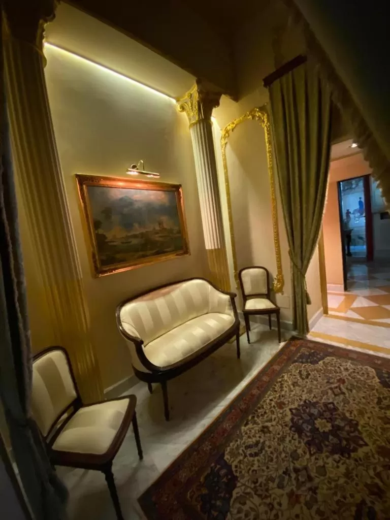 Seating area, Bed in Palazzo Cherubini-Pools & Wellness