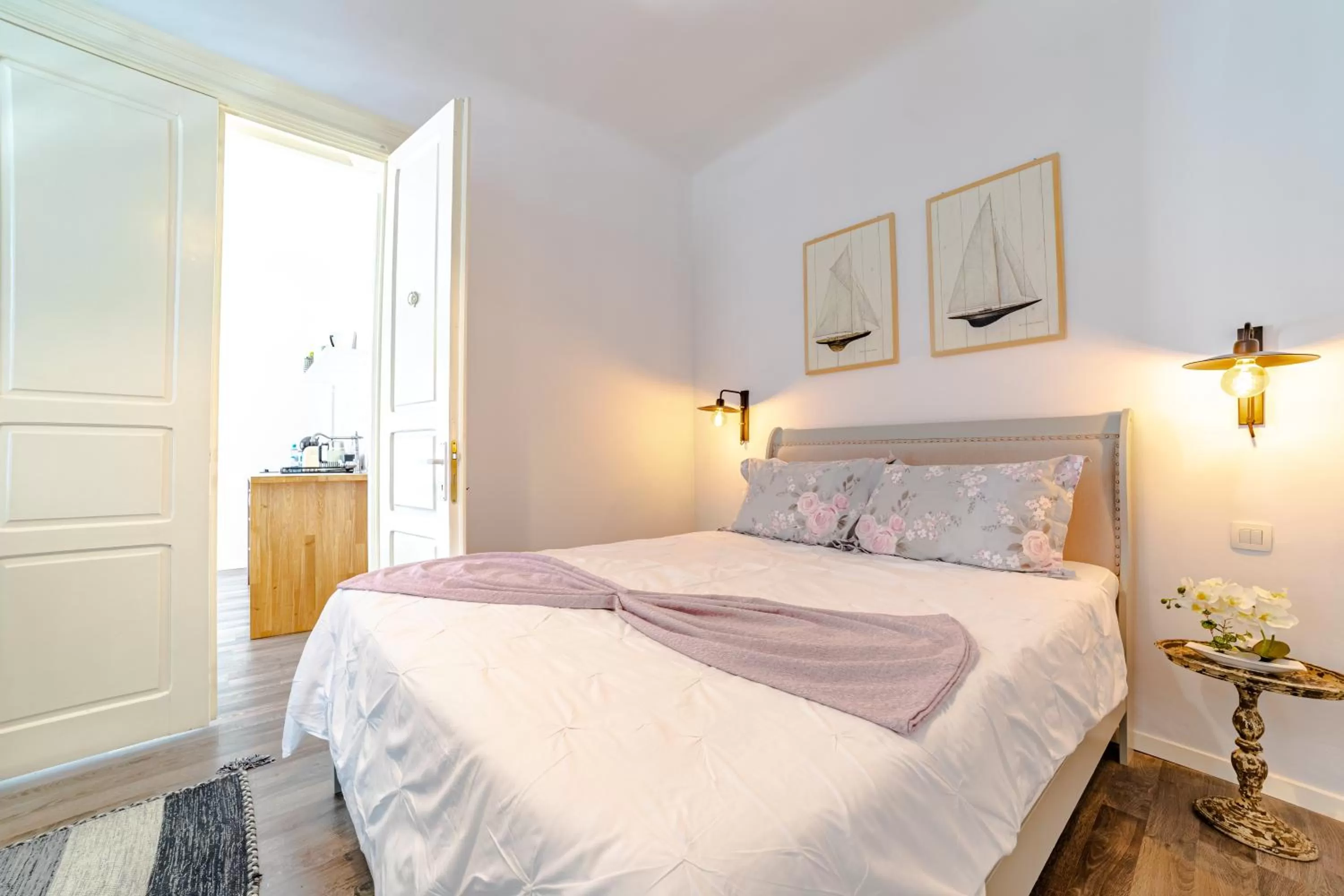Bedroom in ALBERT RESIDENCE with PARKING