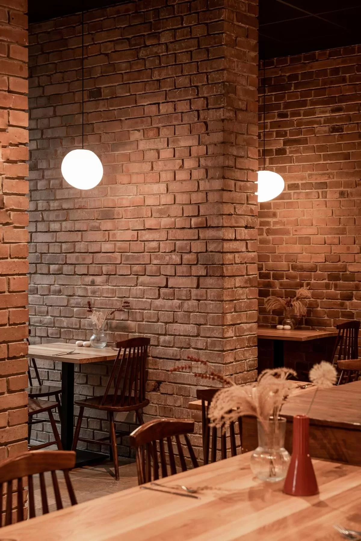 Restaurant/places to eat in Forest Hotel