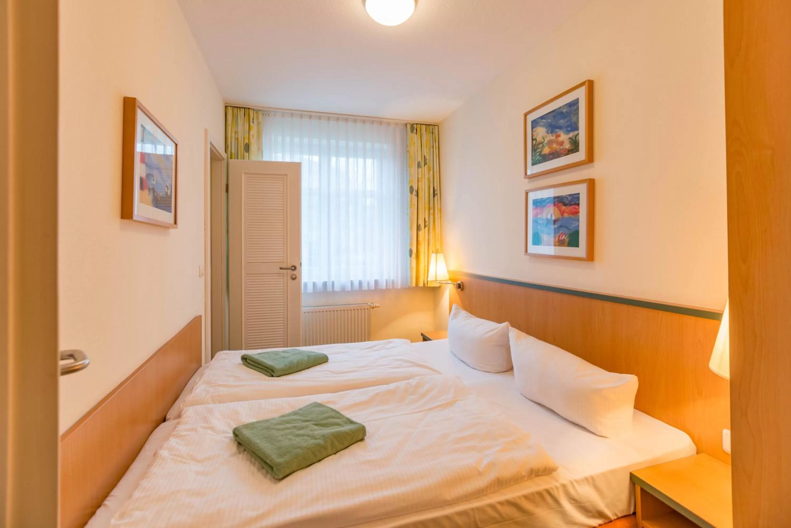 Photo of the whole room, Bed in Am Weststrand Apartmenthaus Waldeck