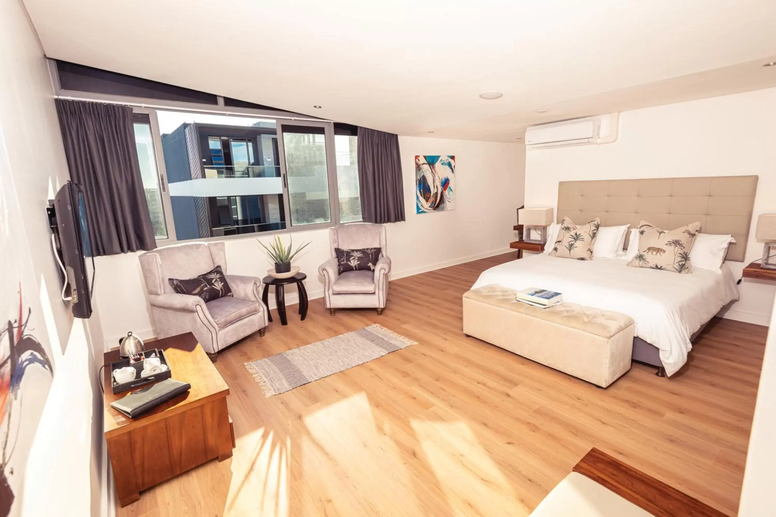 Deluxe Double Room in Newkings Boutique Hotel Deluxe Double Room in Newkings Boutique Hotel