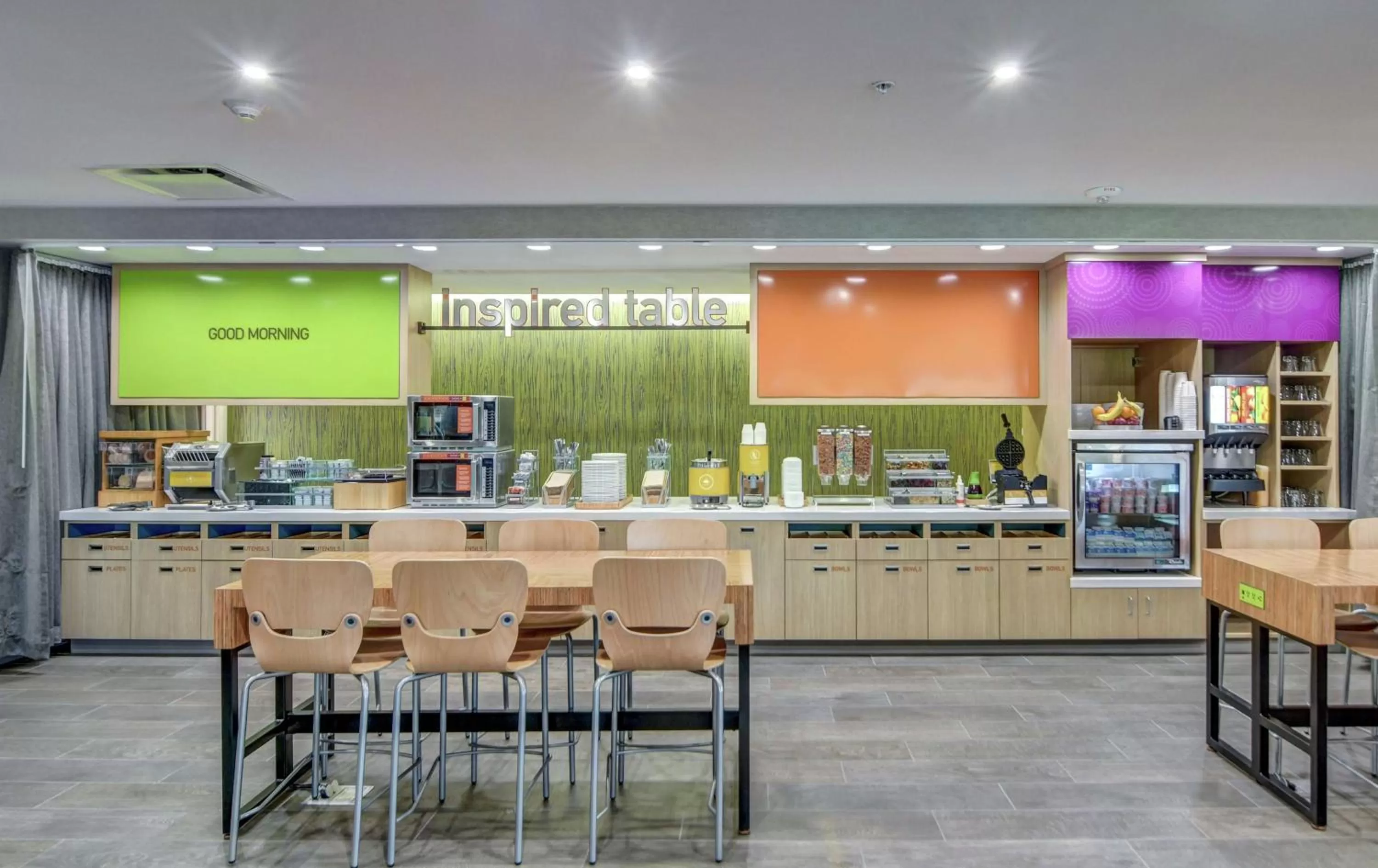 Breakfast in Home2 Suites By Hilton Foley