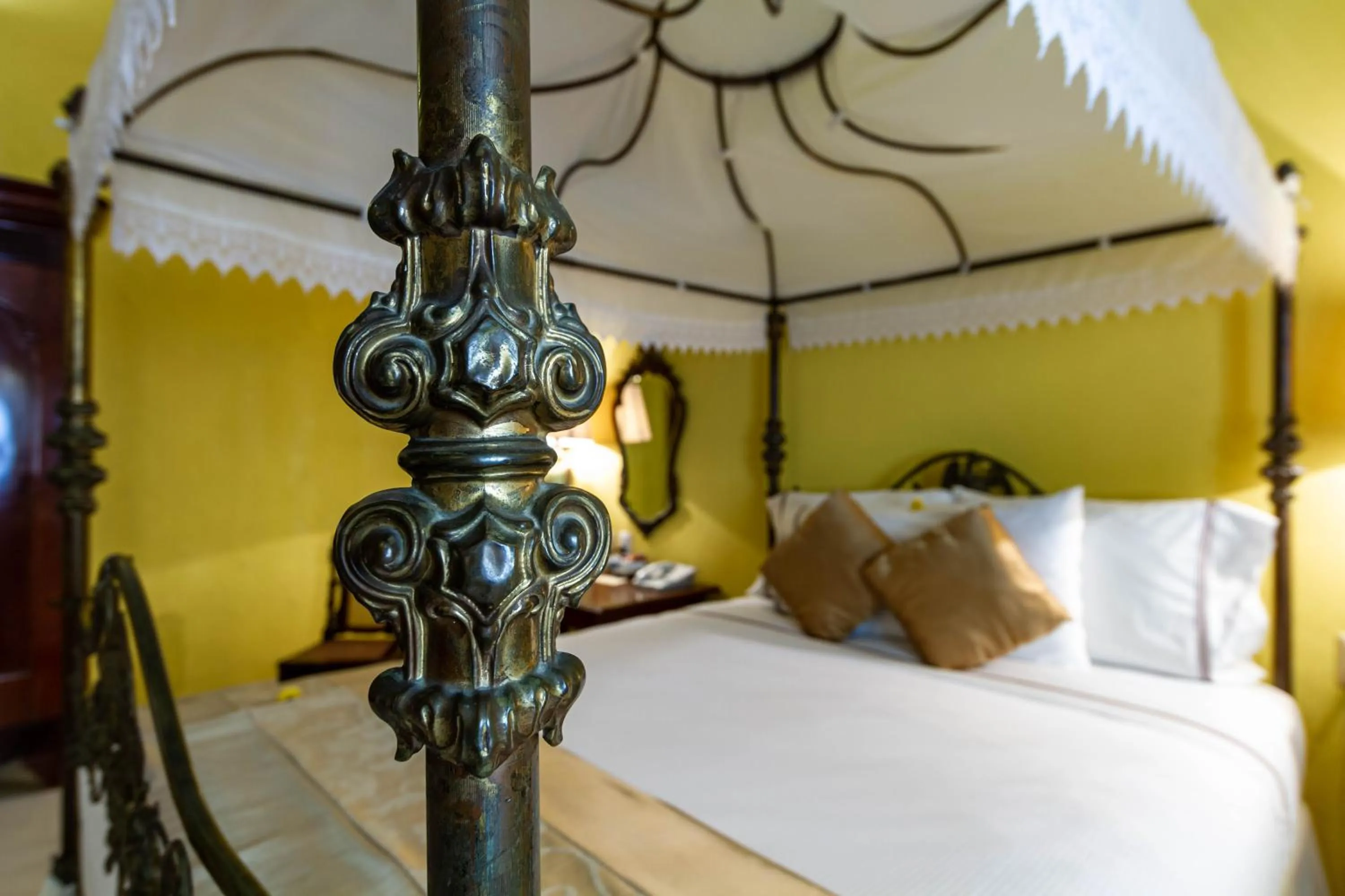 Bed in Hotel Boutique Casa Don Gustavo, Campeche