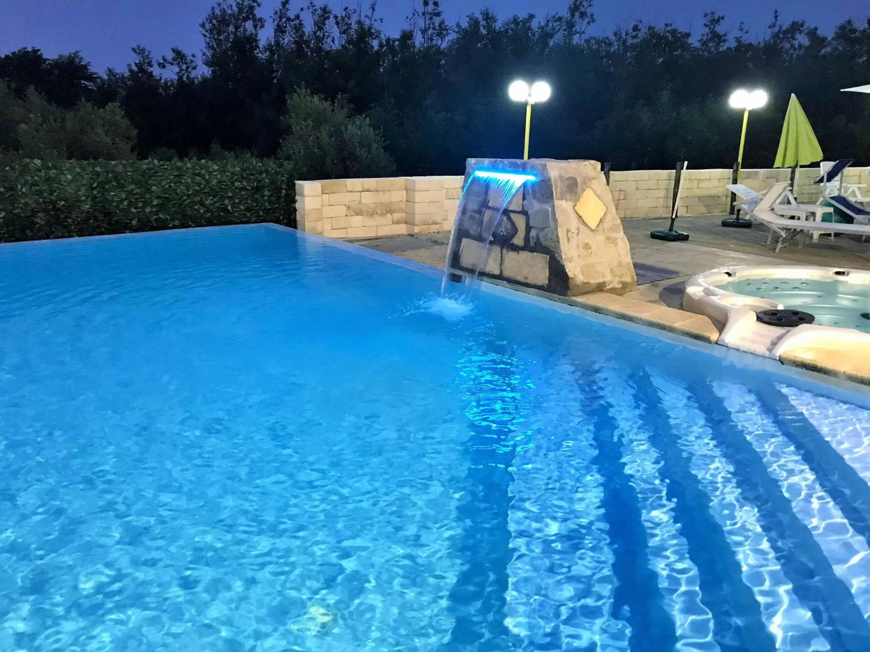 Swimming pool in Green Park Hotel & Residence