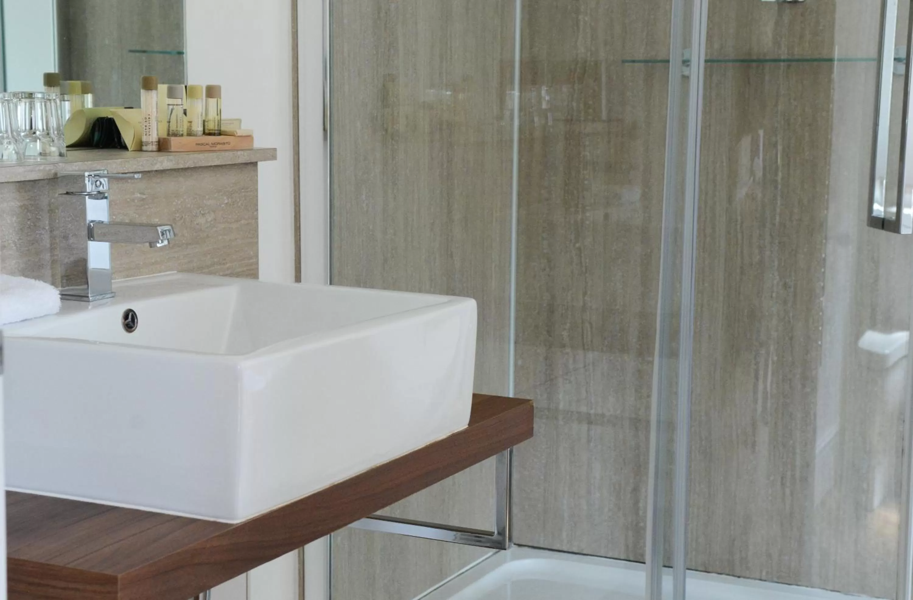 Bathroom in The Gower Hotel