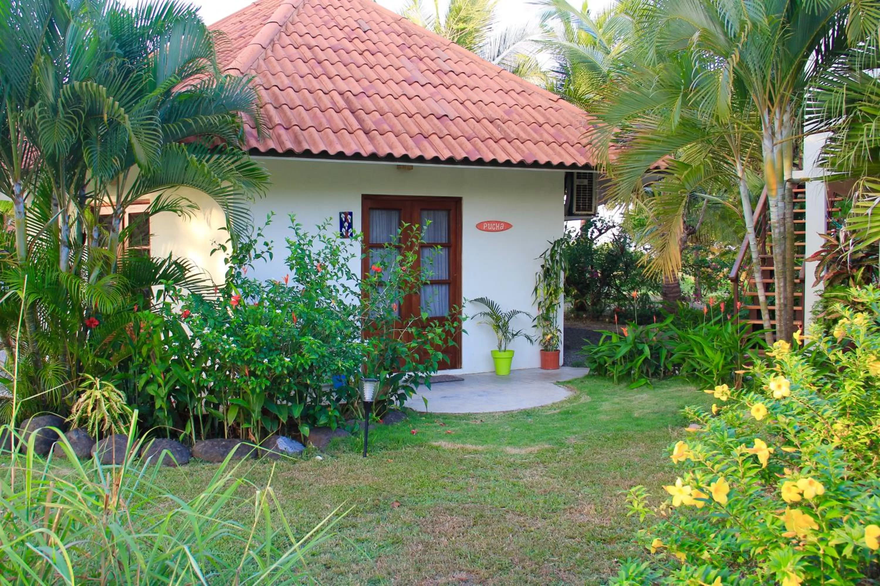 Property Building in Cabañas La Casa de Pucha