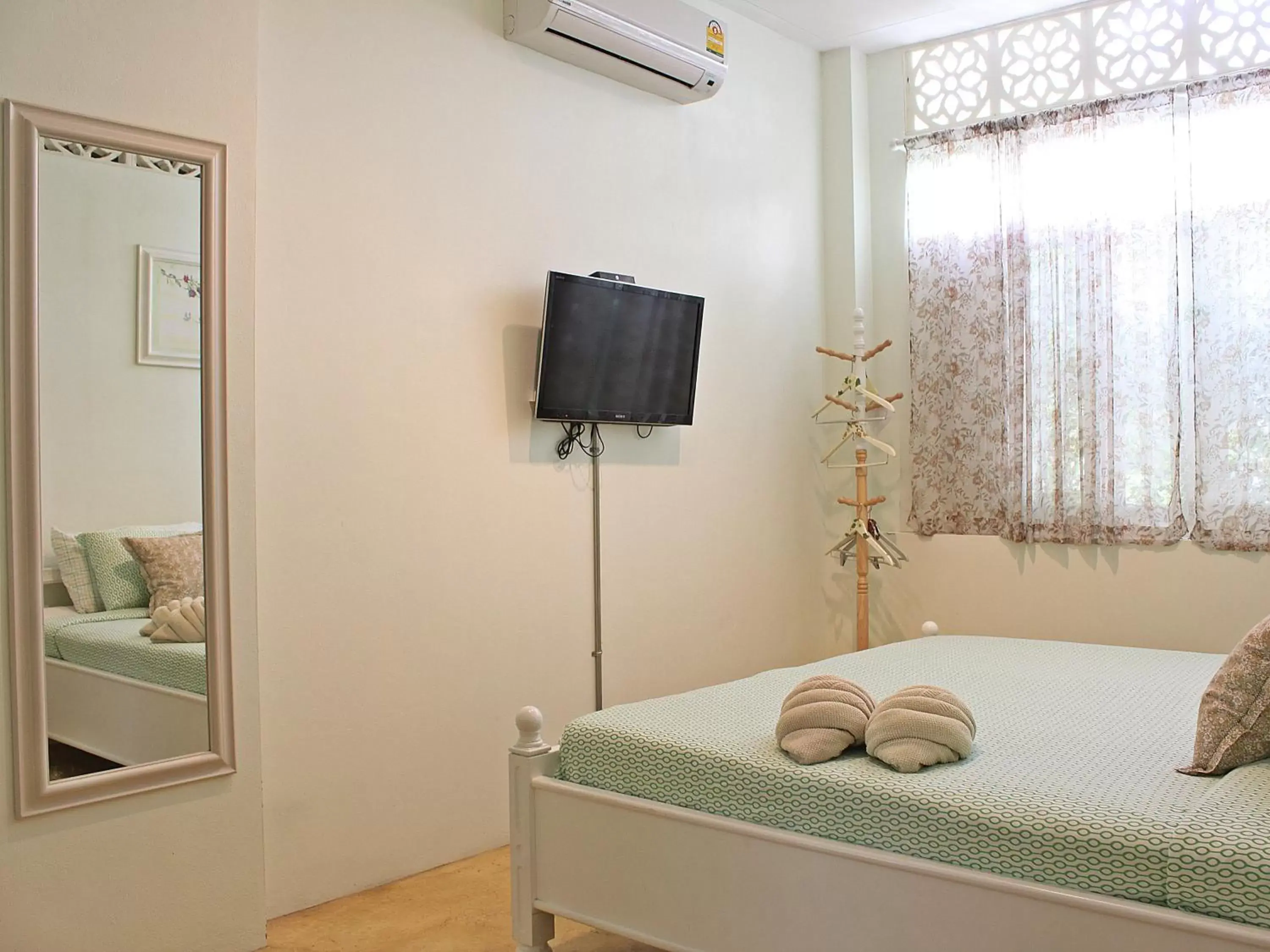 Standard King Room in Lada House Standard King Room in Lada House