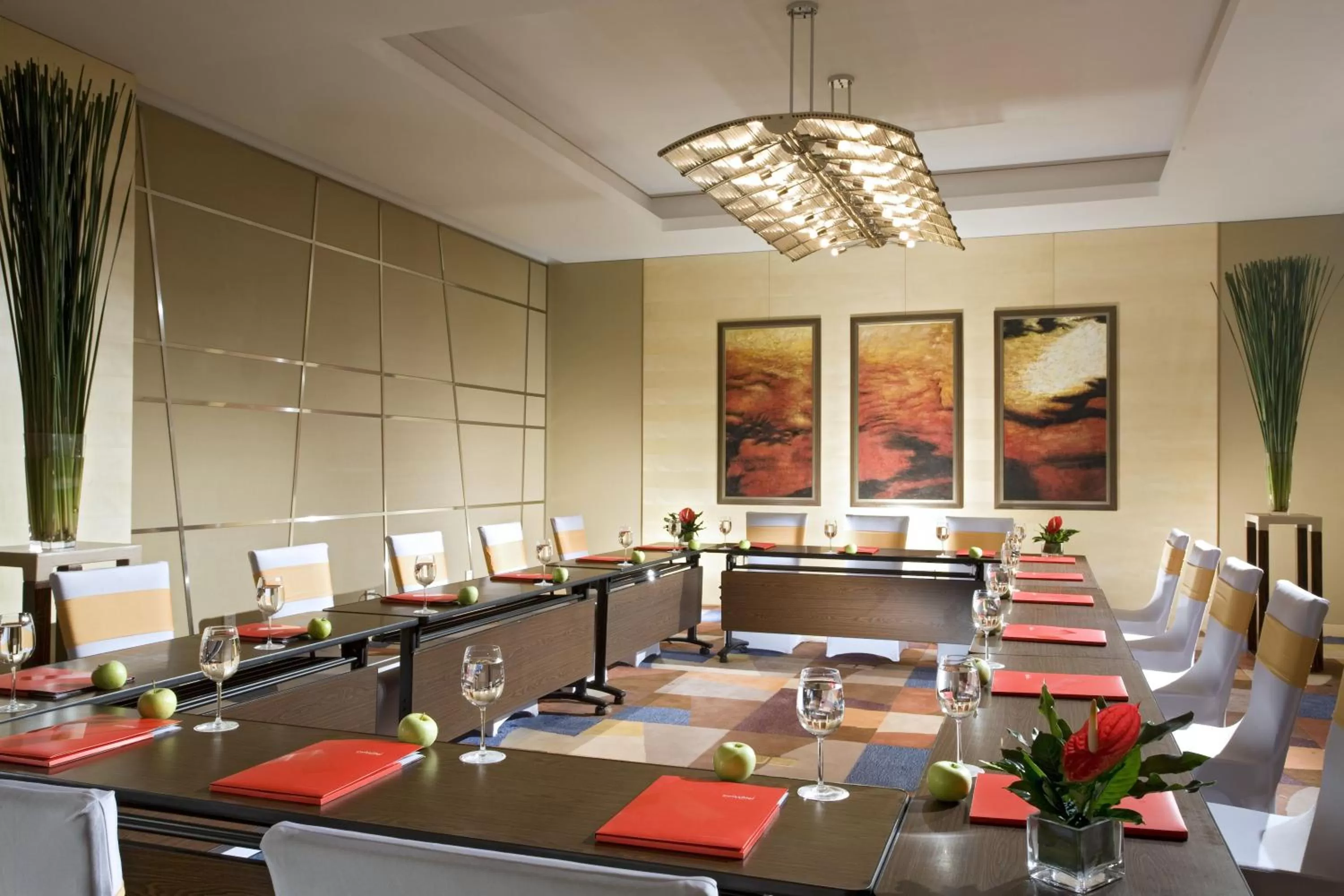 Business facilities in Swissotel Foshan, Guangdong