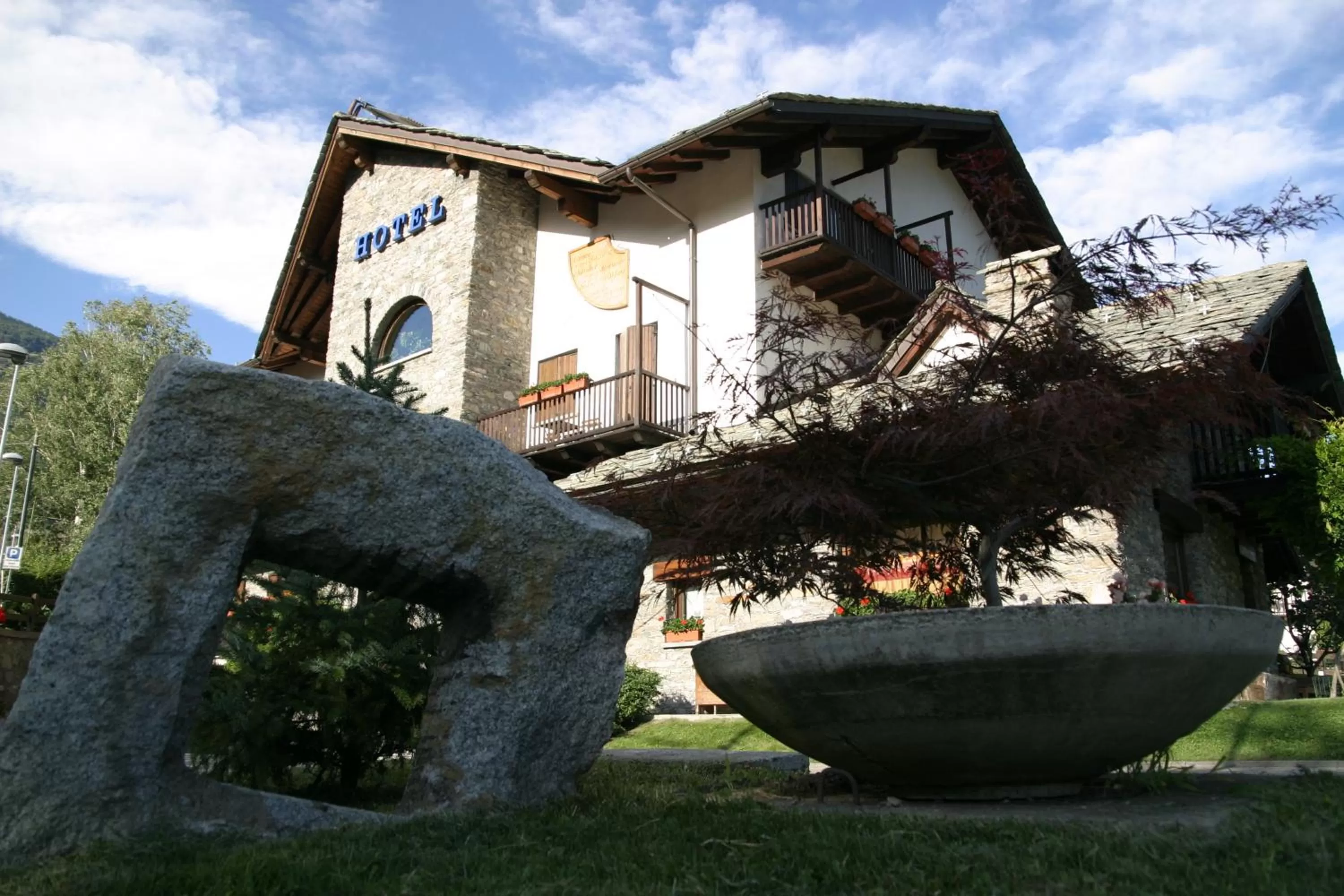 Property building in Hotel Chalet La Meridiana