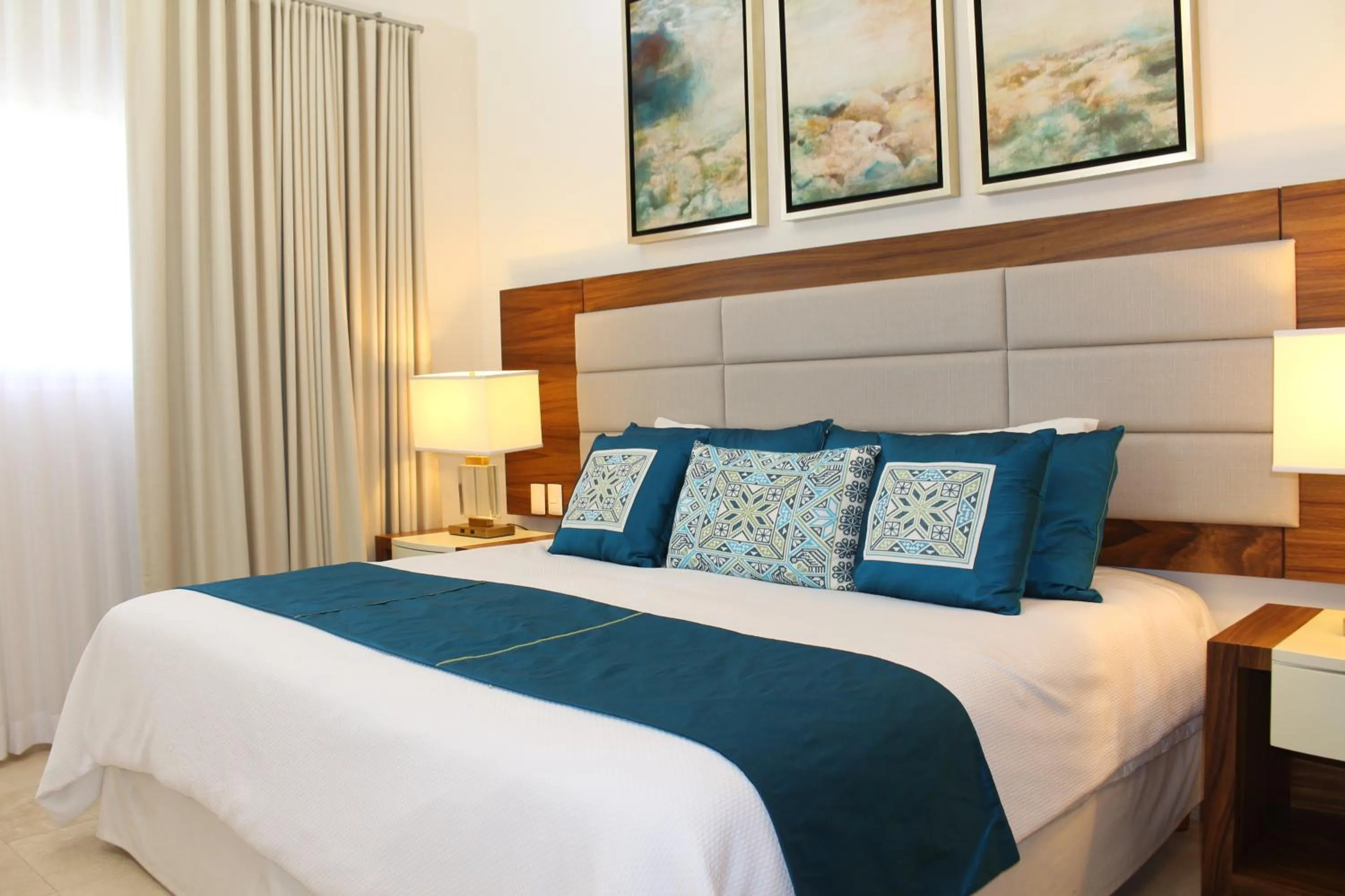 Bed in Las Villas Hotel & Golf By Estrella del Mar