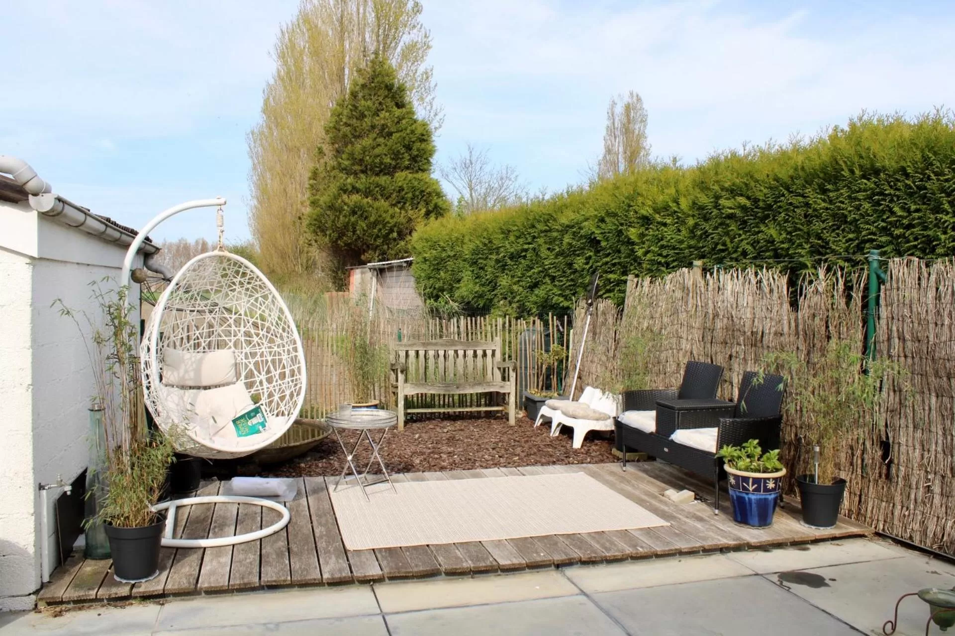 Property building in Studio Art-hill