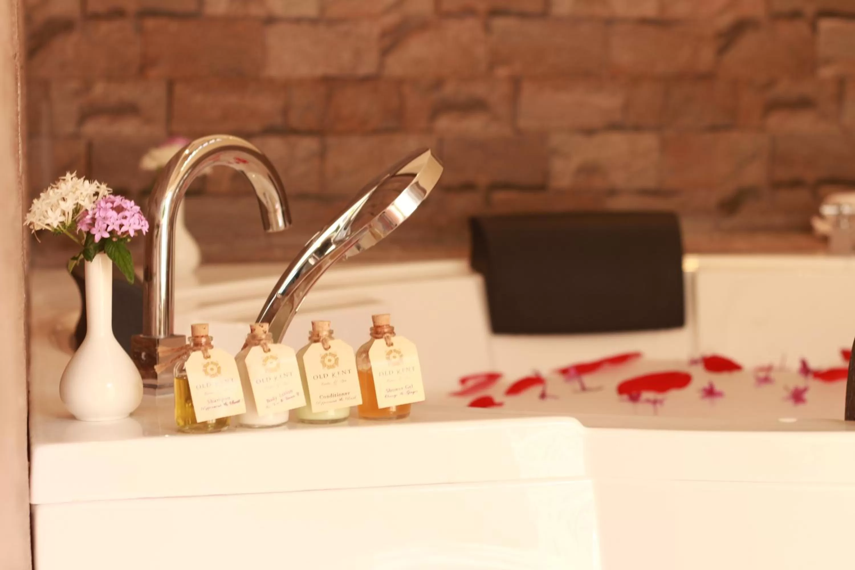 Hot Tub in Old Kent Estates & Spa, Coorg