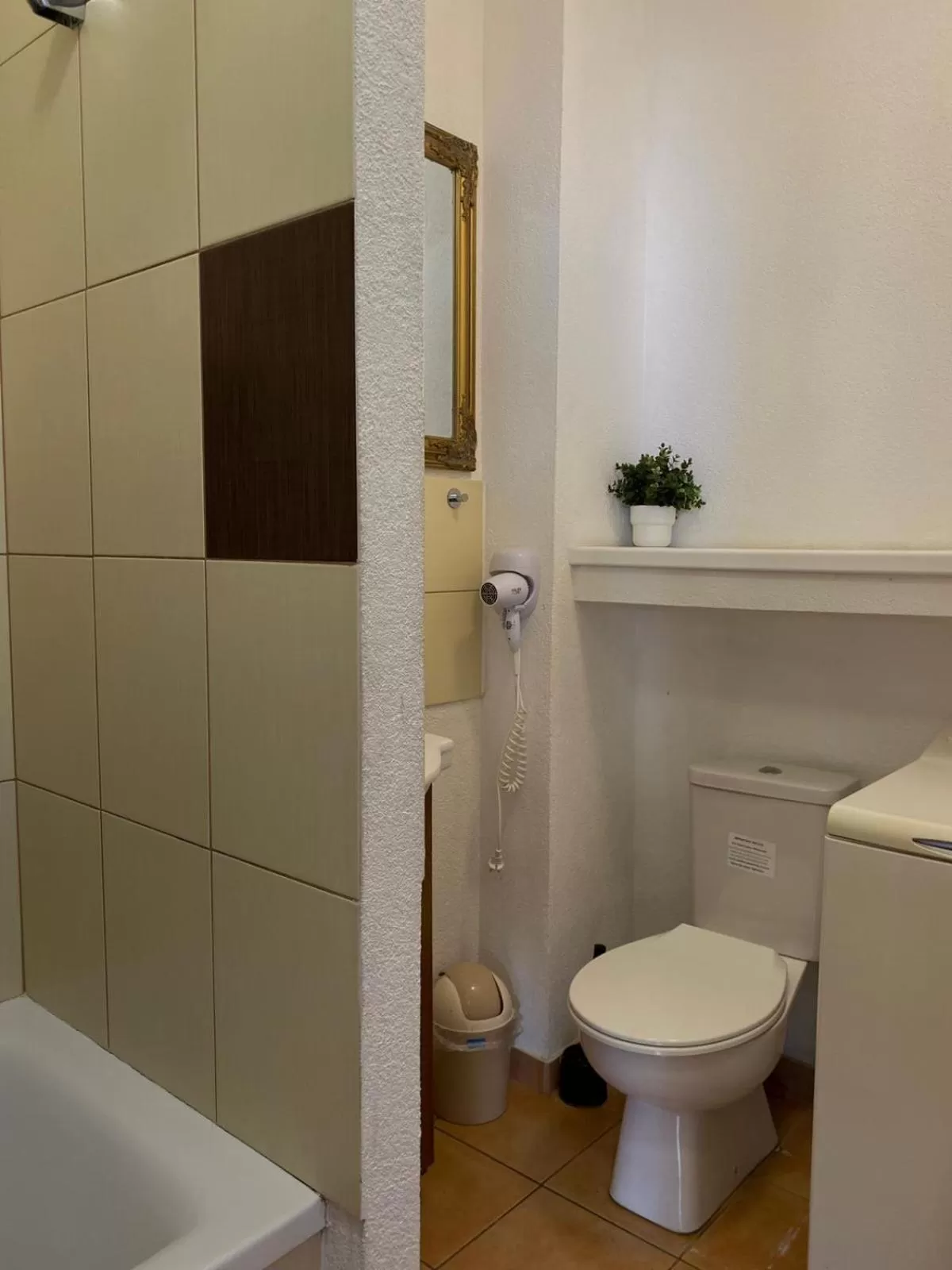 Bathroom in Spa & Pool Apartment Hotel - Restaurant VILLA IVICA