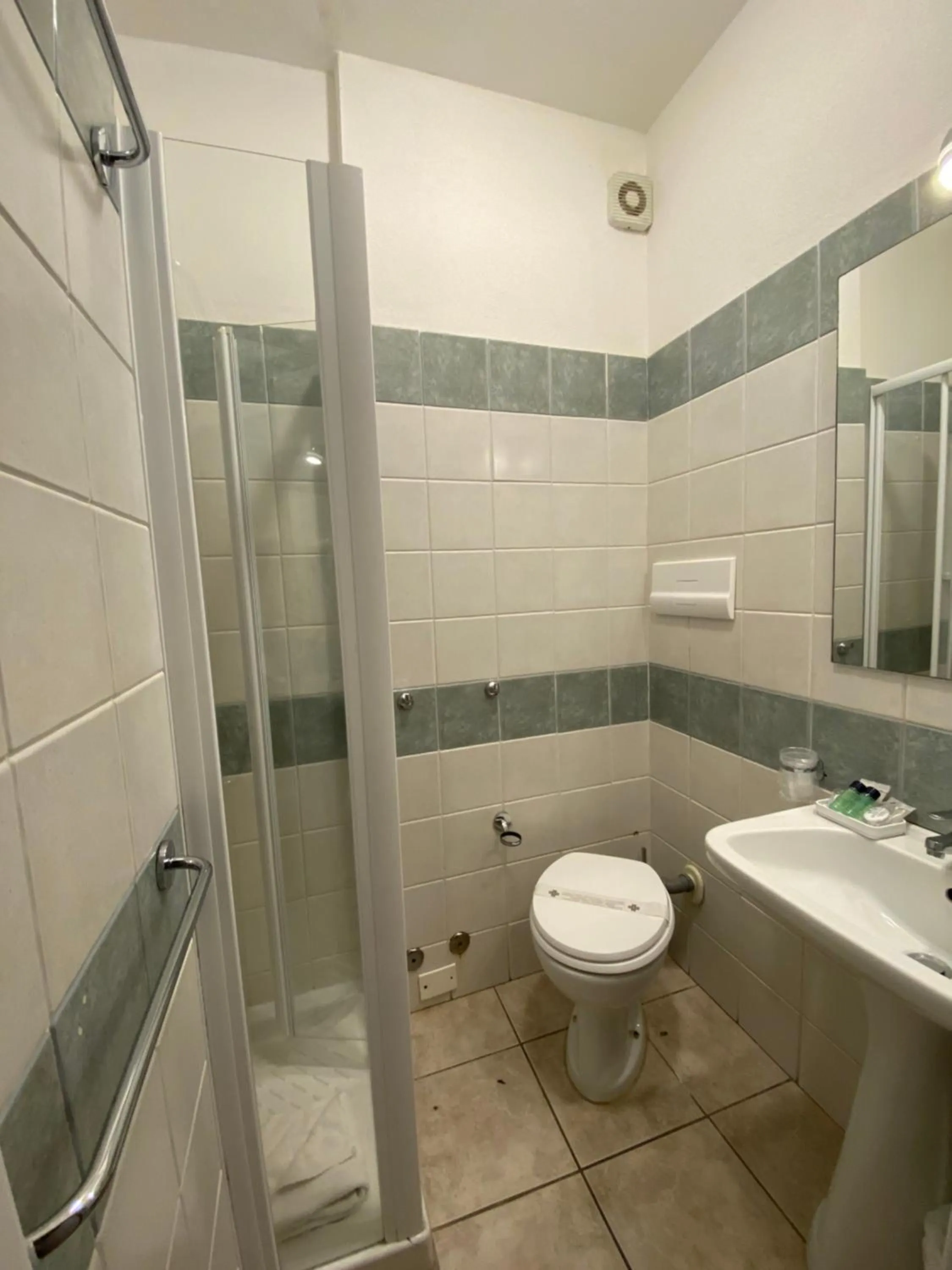 Bathroom in Palau City Hotel