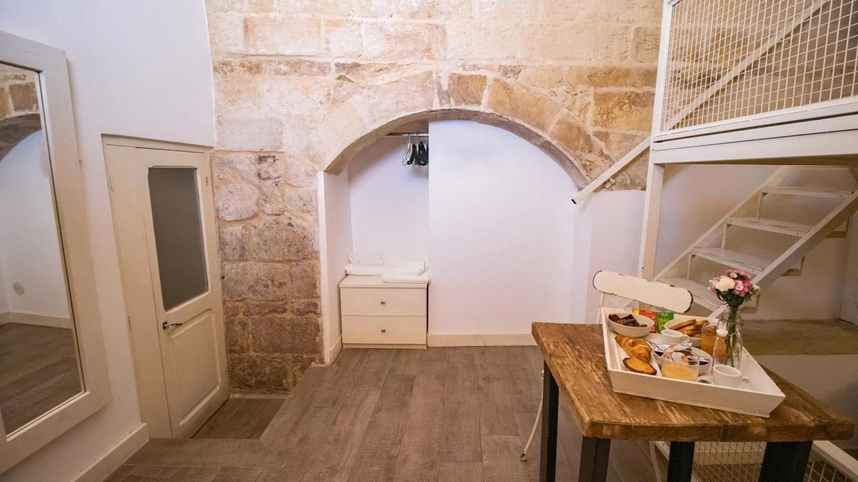 Photo of the whole room in Casa Balmes