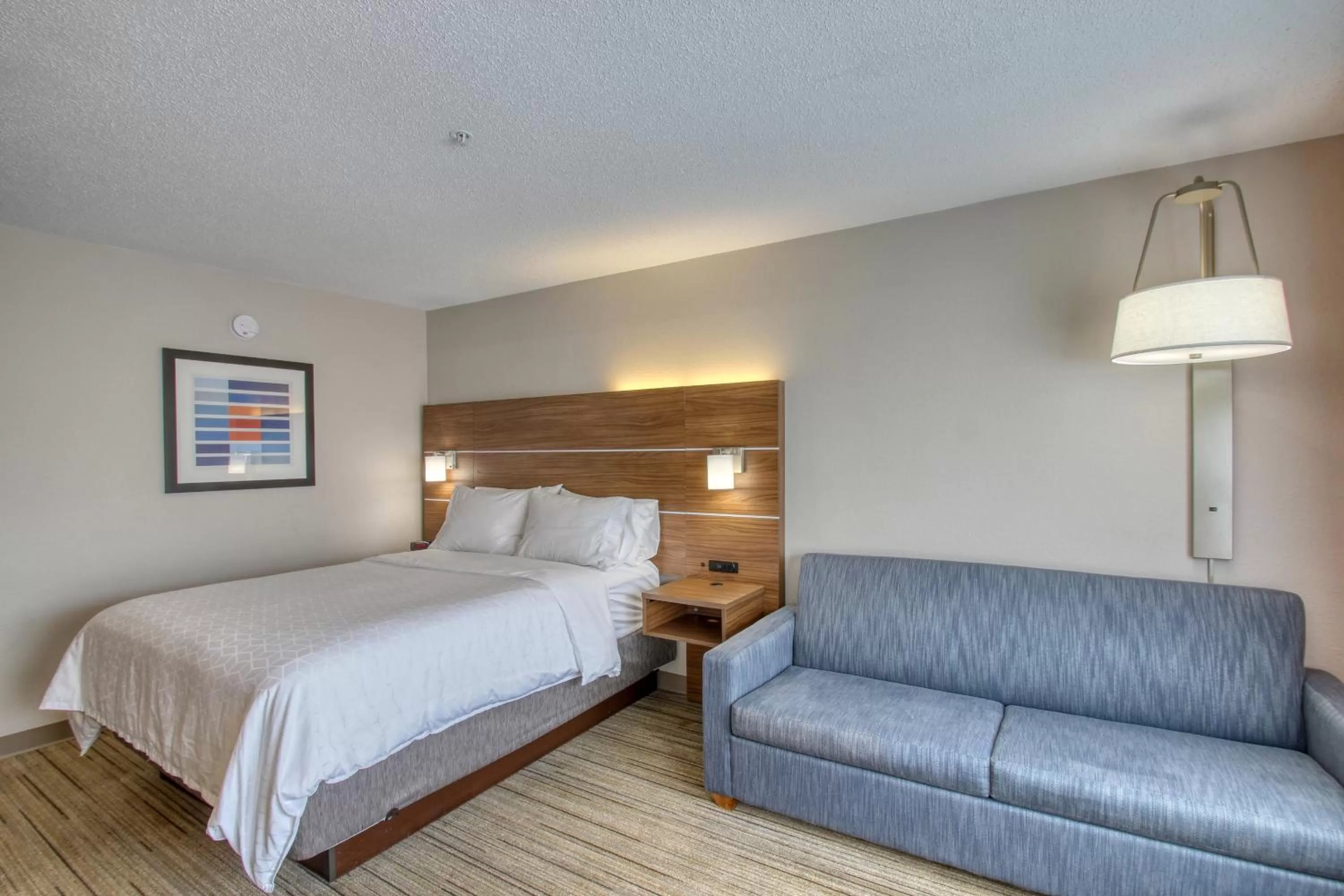 Photo of the whole room, Bed in Holiday Inn Express Hotel & Suites Oshkosh - State Route 41 by IHG