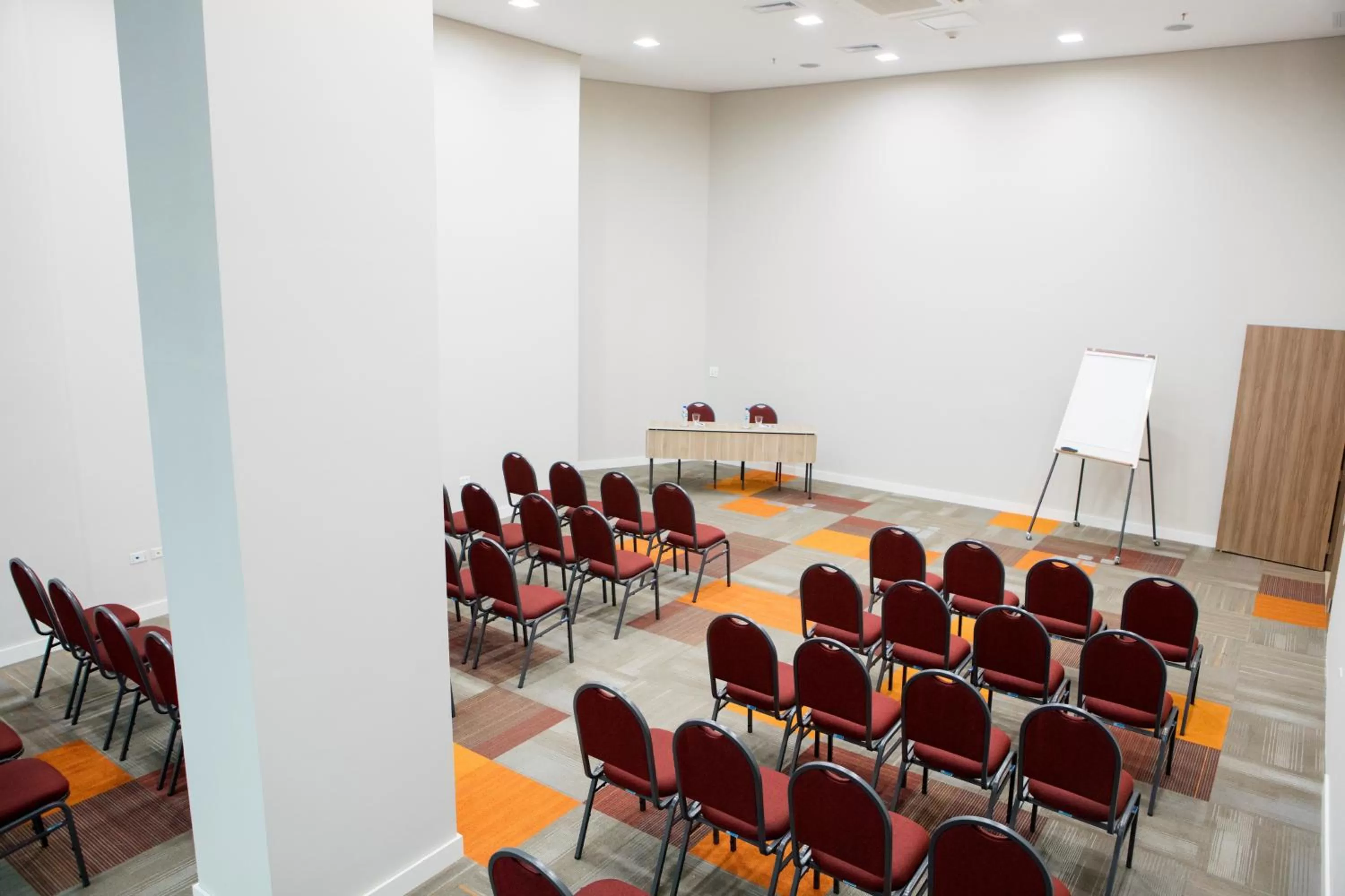 Meeting/conference room in Rio Hotel by Bourbon Ciudad Del Este