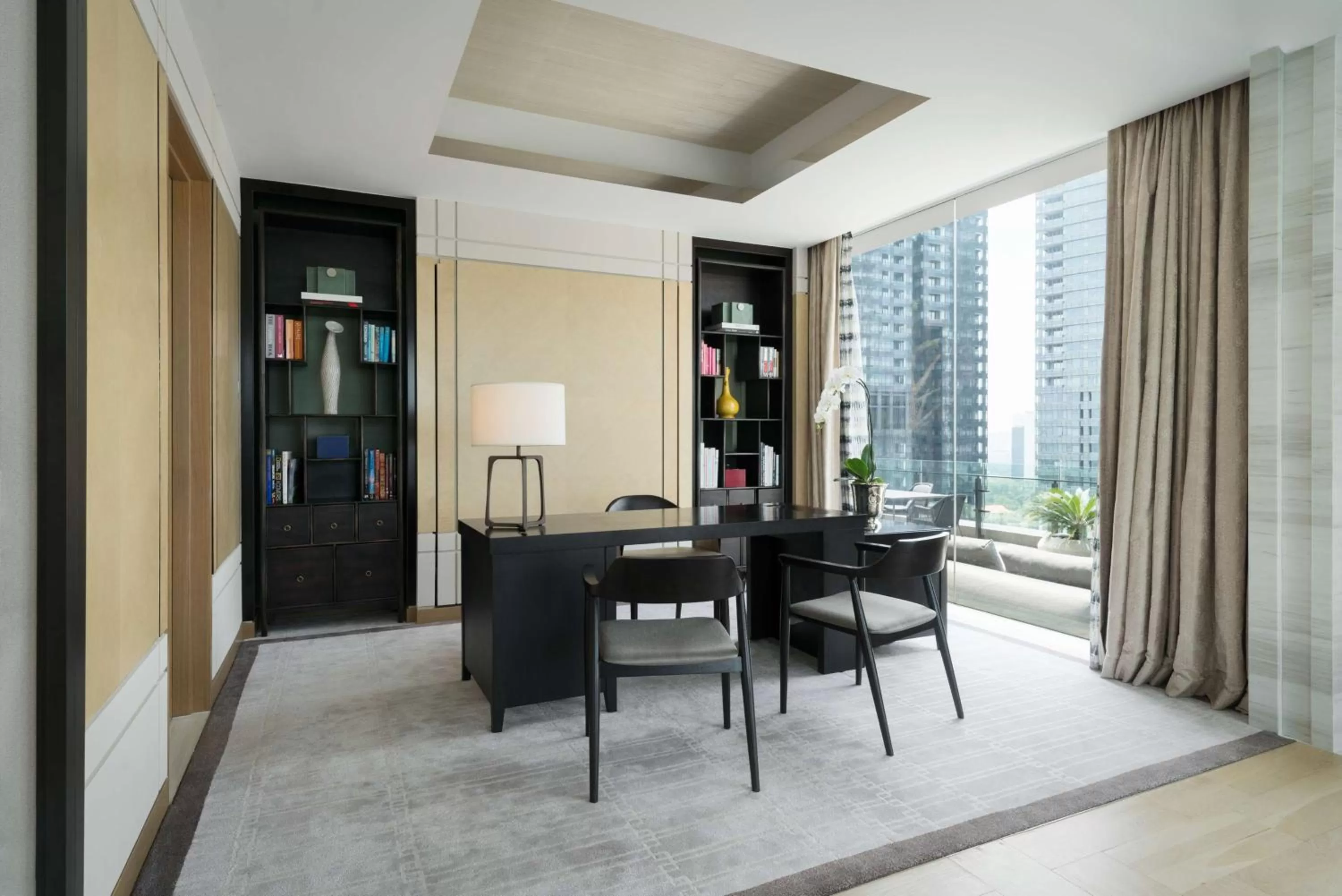 Photo of the whole room in Shangri-La Singapore