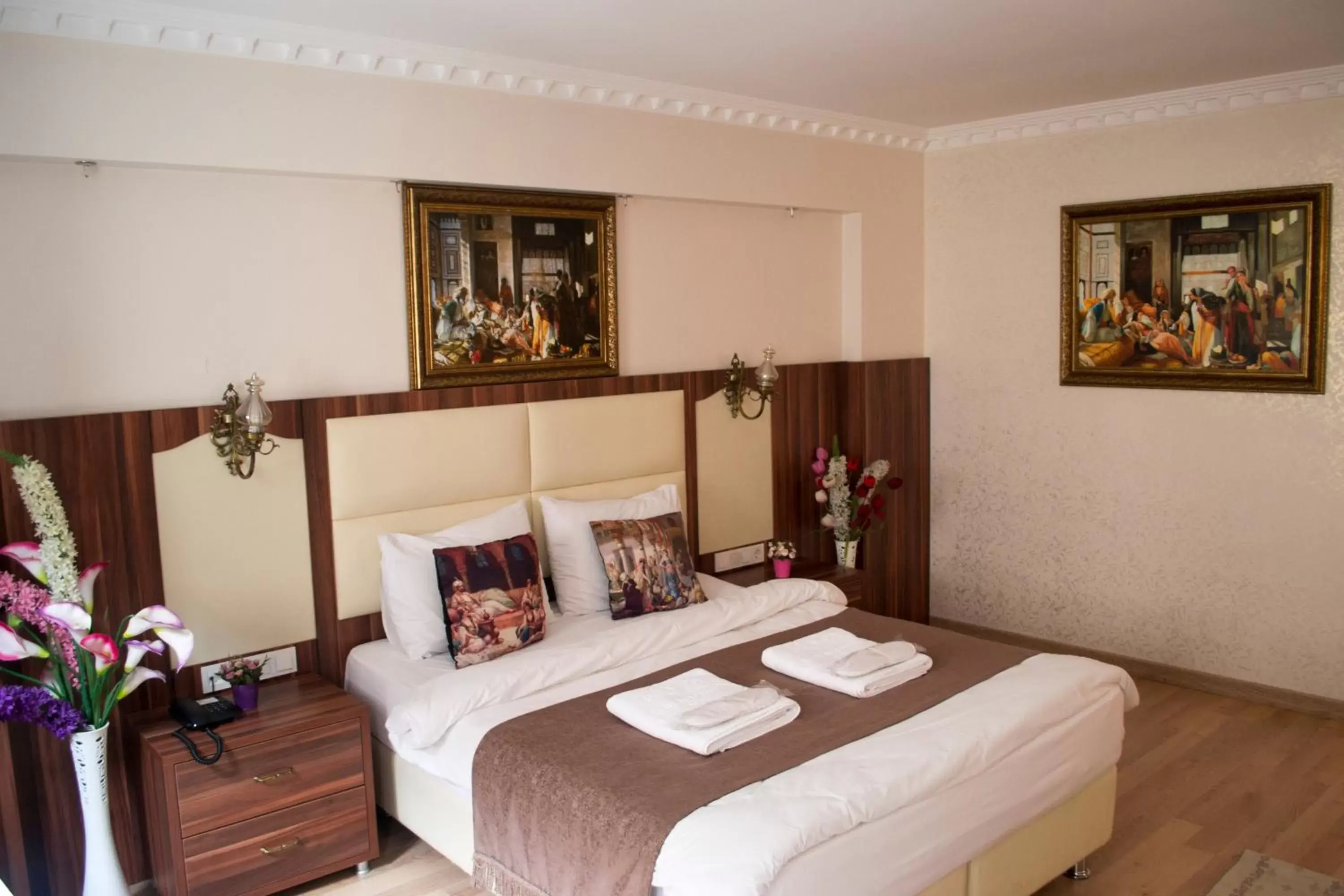 Standard Quadruple Room in Blue Istanbul Hotel Taksim Standard Quadruple Room in Blue Istanbul Hotel Taksim