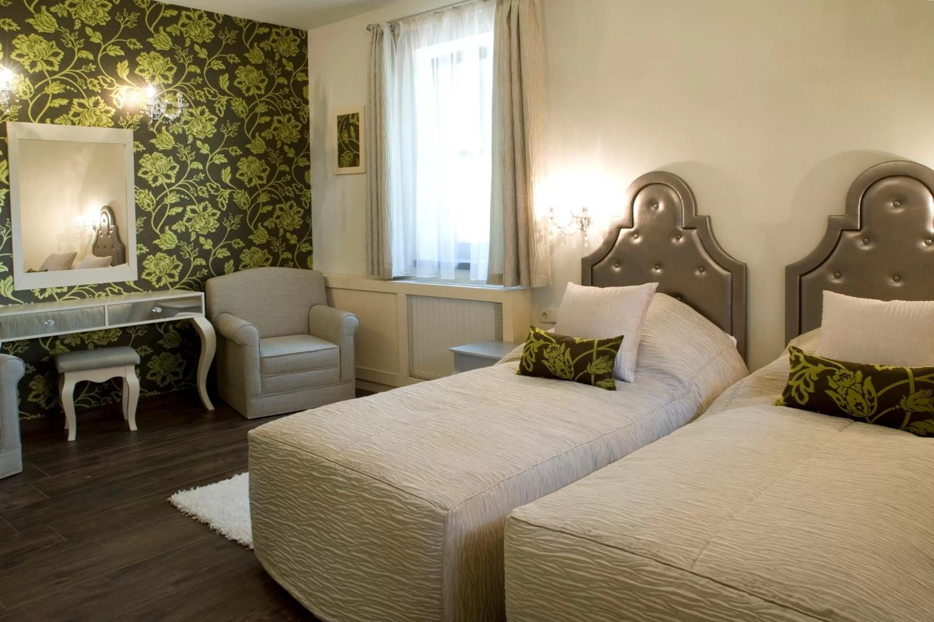 Day, Bed in Varga Tanya Hotel