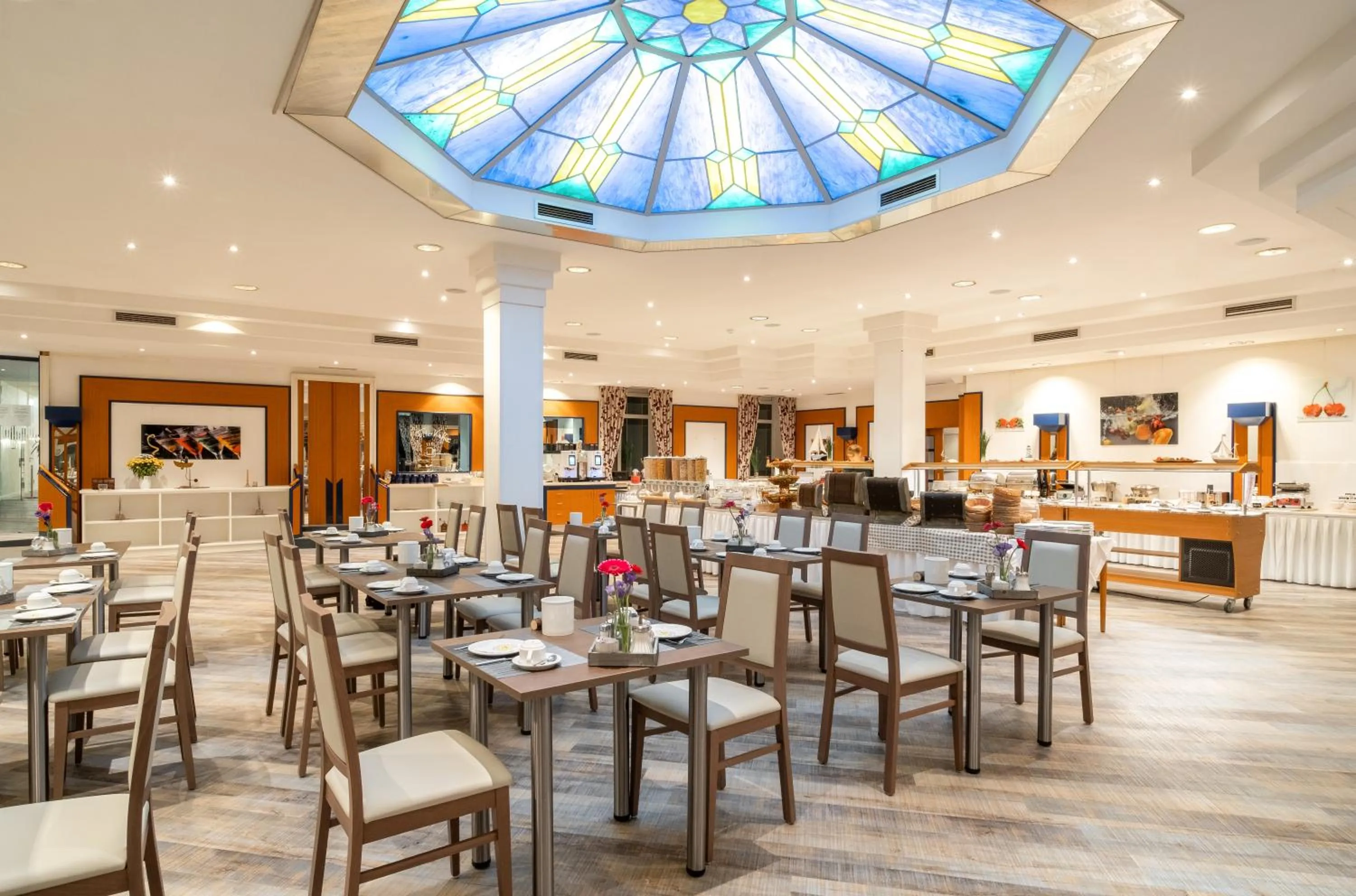 Restaurant/places to eat in Nordsee Hotel Borkum