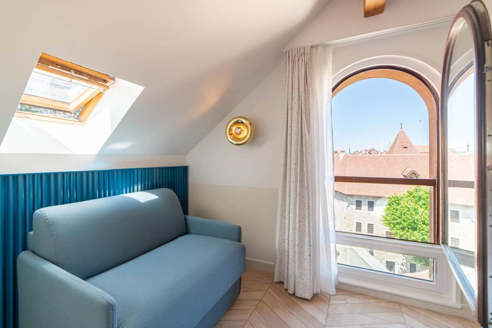 Bed in Hôtel du Palais de l'Isle