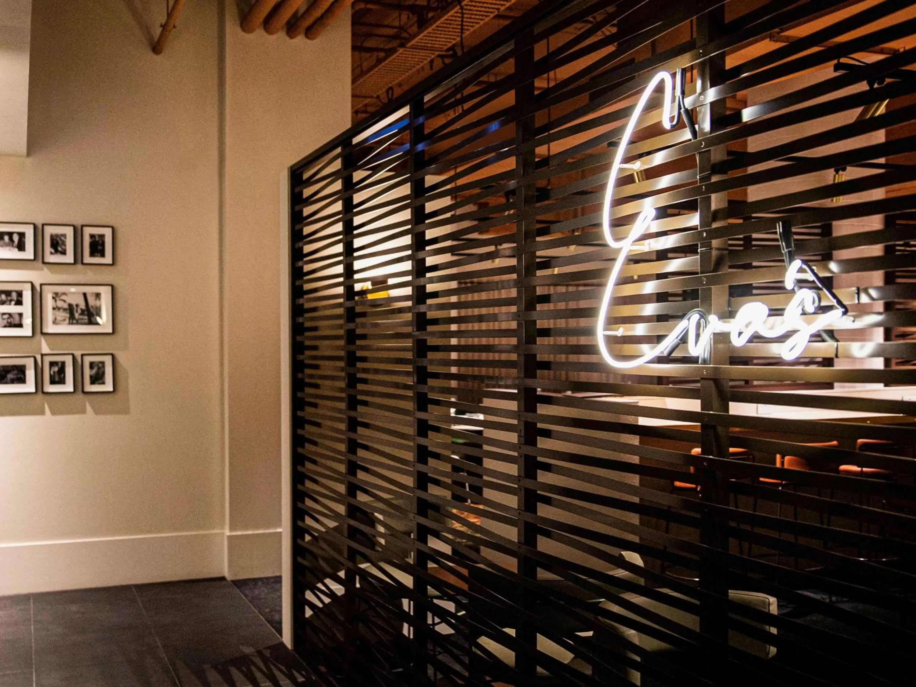 Restaurant/places to eat in Pullman Melbourne City Centre