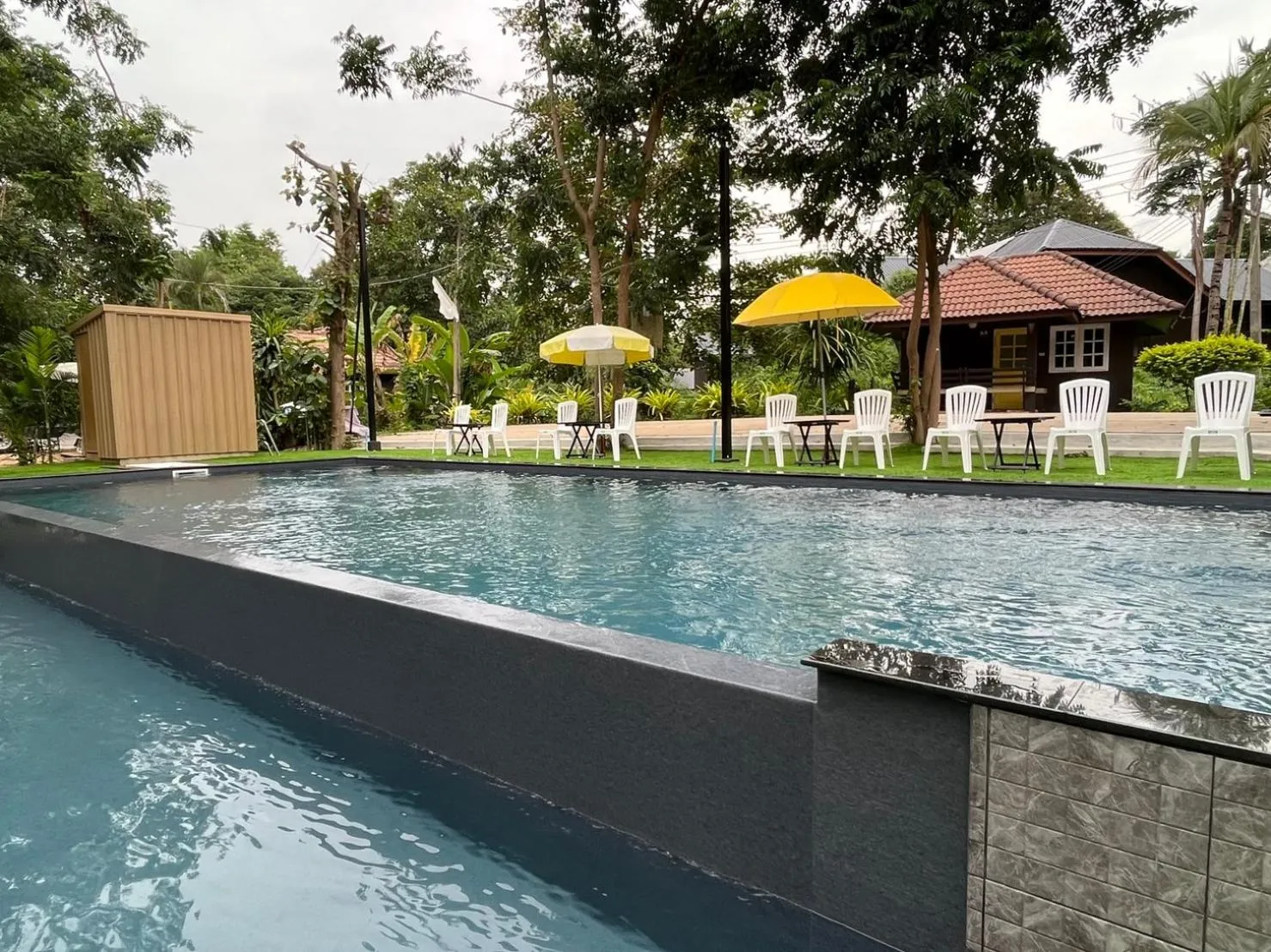 Swimming pool in Naturalpark Resort De Wangthong