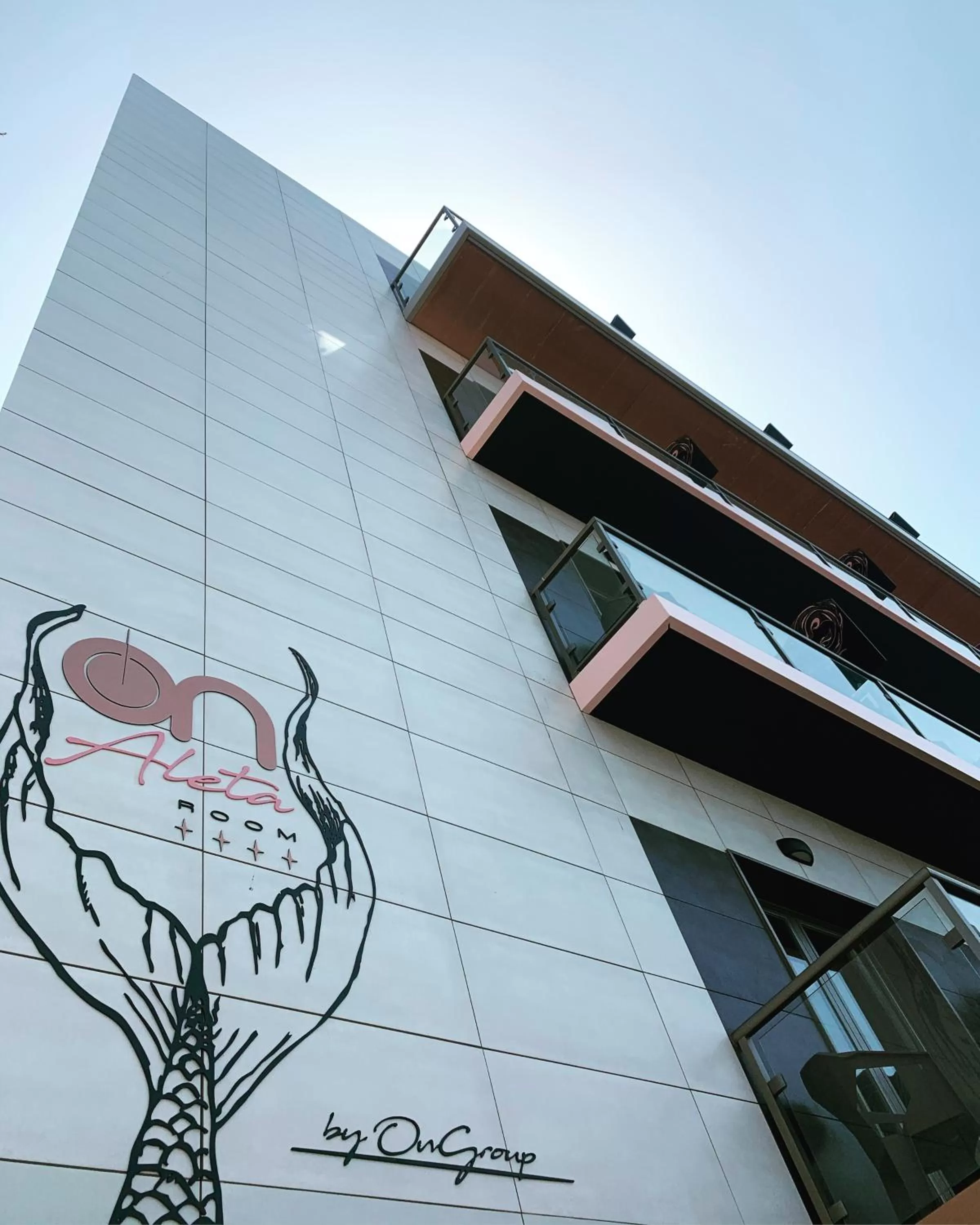 Decorative detail in ON ALETA ROOM designed for adults