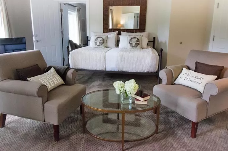 Seating Area in 506 On the River Inn Woodstock